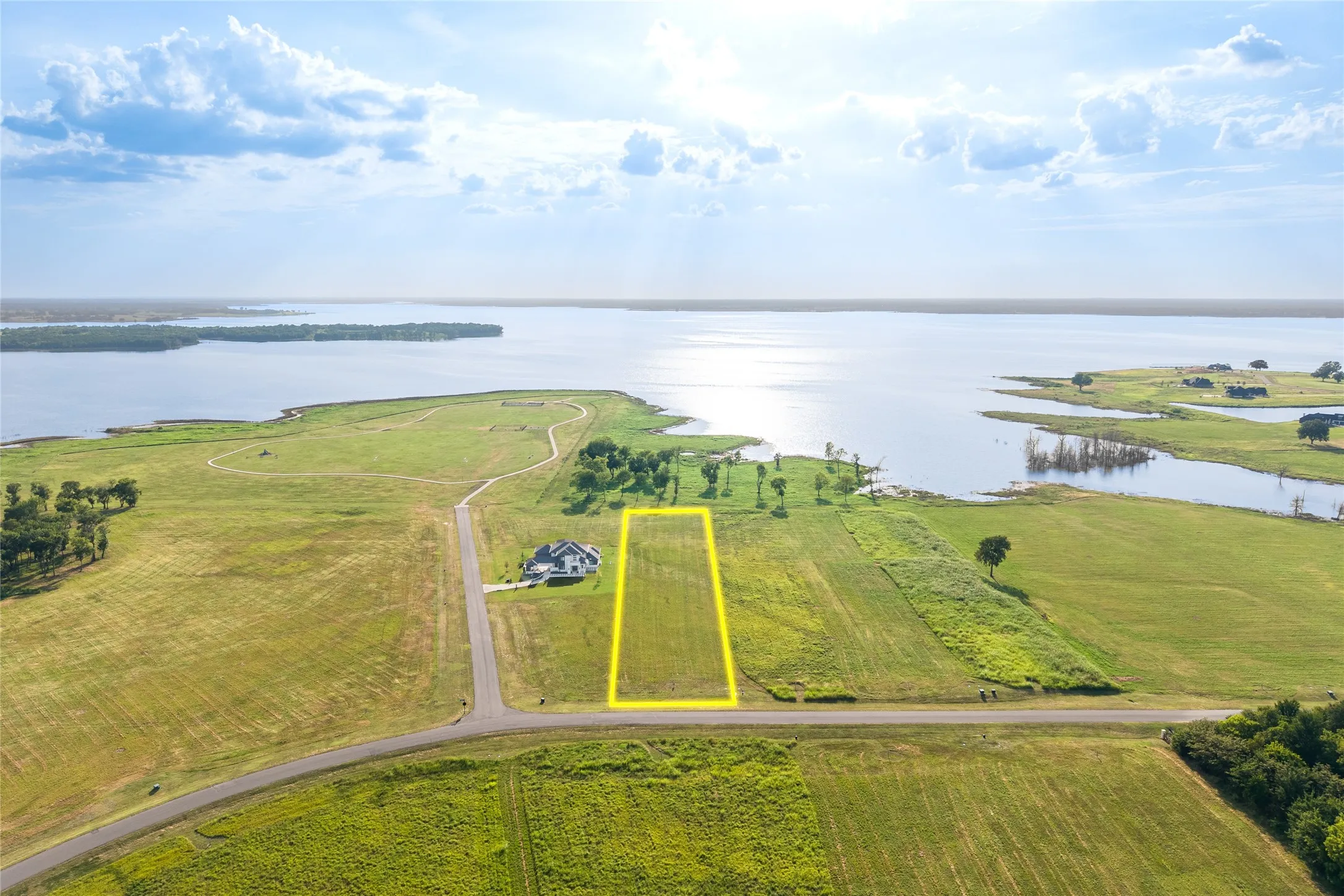Improved Land For Sale in Fannin County , 524 Shores Drive, Honey Grove, Texas 75446, 0, 0, Garage spaces, 0 Sqft, built in 0, Price $450,000, mls#21348695, Real Estate Agent in Honey Grove, Homes For Sale in Fannin county, Homes For Sale in Honey Grove, Realtor in Honey Grove Texas, Real Estate Brokerage Independent Realty Texas, Luminita Cordes Realtor