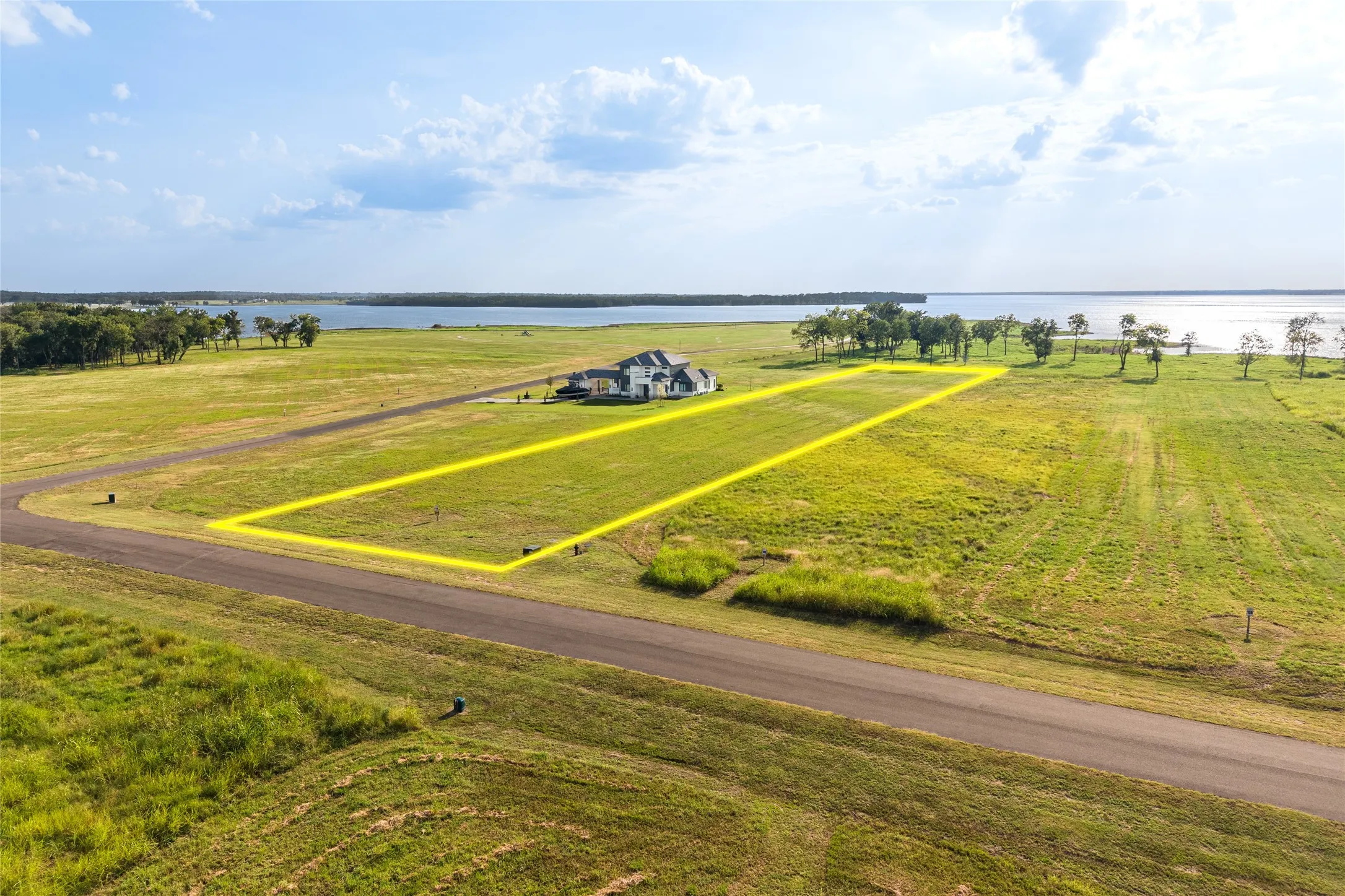 Improved Land For Sale in Fannin County , 524 Shores Drive, Honey Grove, Texas 75446, 0, 0, Garage spaces, 0 Sqft, built in 0, Price $450,000, mls#21348695, Real Estate Agent in Honey Grove, Homes For Sale in Fannin county, Homes For Sale in Honey Grove, Realtor in Honey Grove Texas, Real Estate Brokerage Independent Realty Texas, Luminita Cordes Realtor