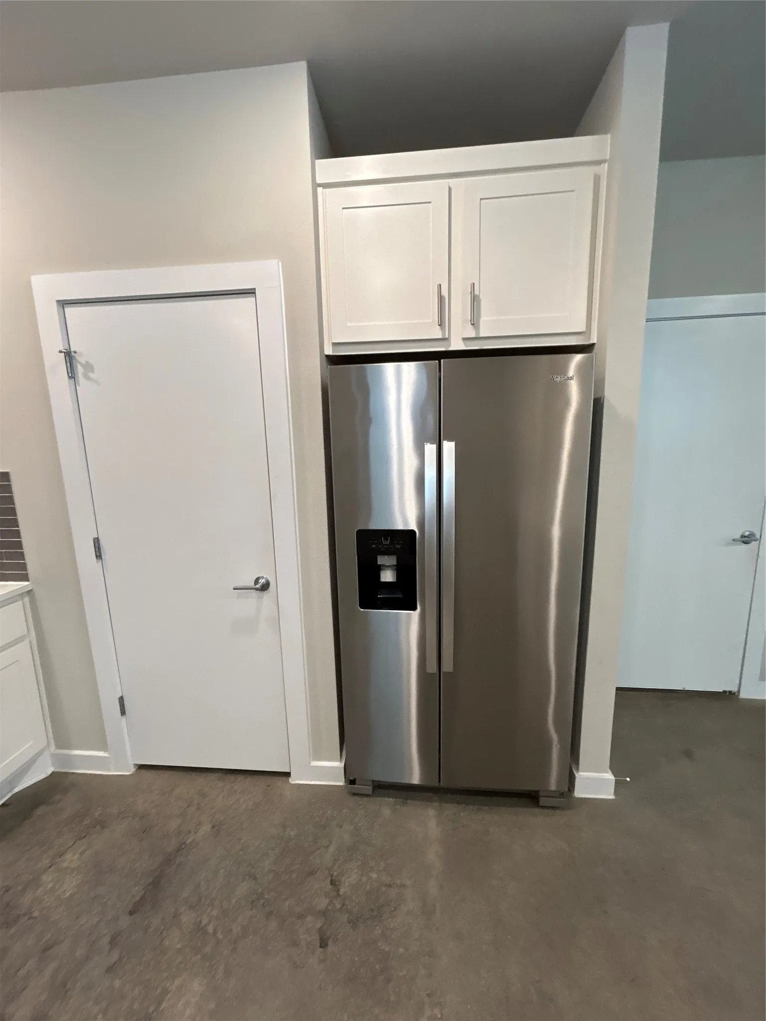 Single Family Residence For Rent in Dallas County , 1229 Clifftop Lane, Dallas, Texas 75208, 3 Bedroom, 3 Bathroom, 2 Garage spaces, 1,825 Sqft, built in 2019, mls#21325452, Real Estate Agent in Dallas, Homes For Rent in Dallas county, Homes For Rent in Dallas, Realtor in Dallas Texas, Real Estate Brokerage Independent Realty Texas, Luminita Cordes Realtor