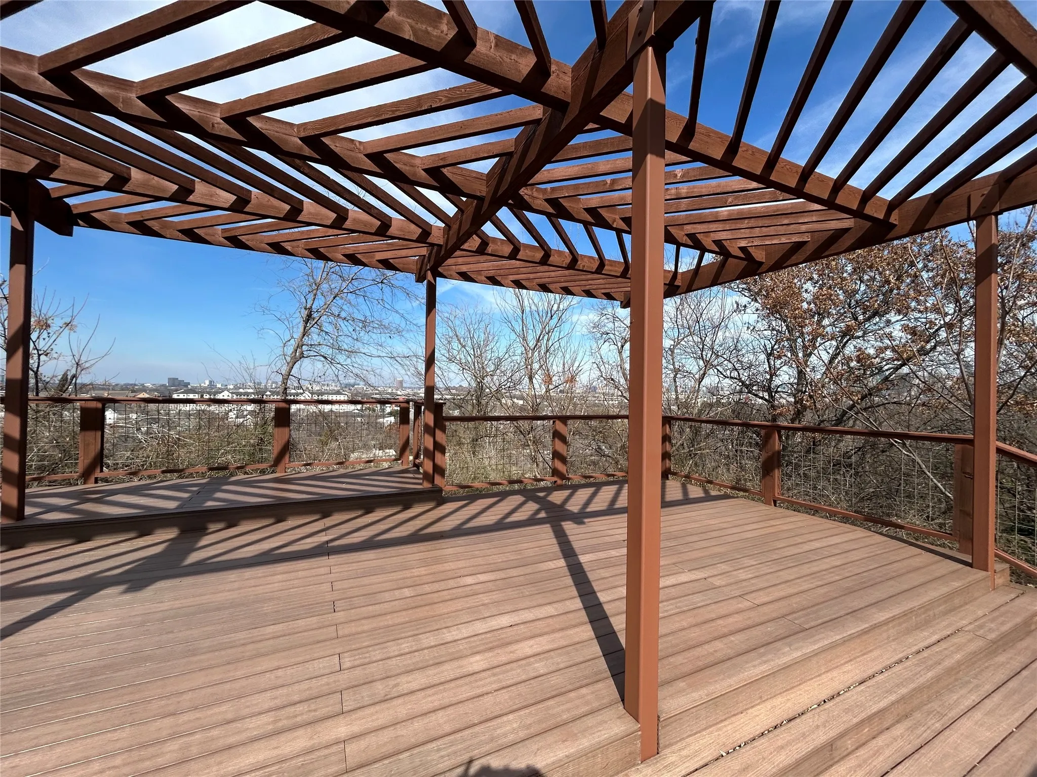 Single Family Residence For Rent in Dallas County , 1229 Clifftop Lane, Dallas, Texas 75208, 3 Bedroom, 3 Bathroom, 2 Garage spaces, 1,825 Sqft, built in 2019, mls#21325452, Real Estate Agent in Dallas, Homes For Rent in Dallas county, Homes For Rent in Dallas, Realtor in Dallas Texas, Real Estate Brokerage Independent Realty Texas, Luminita Cordes Realtor