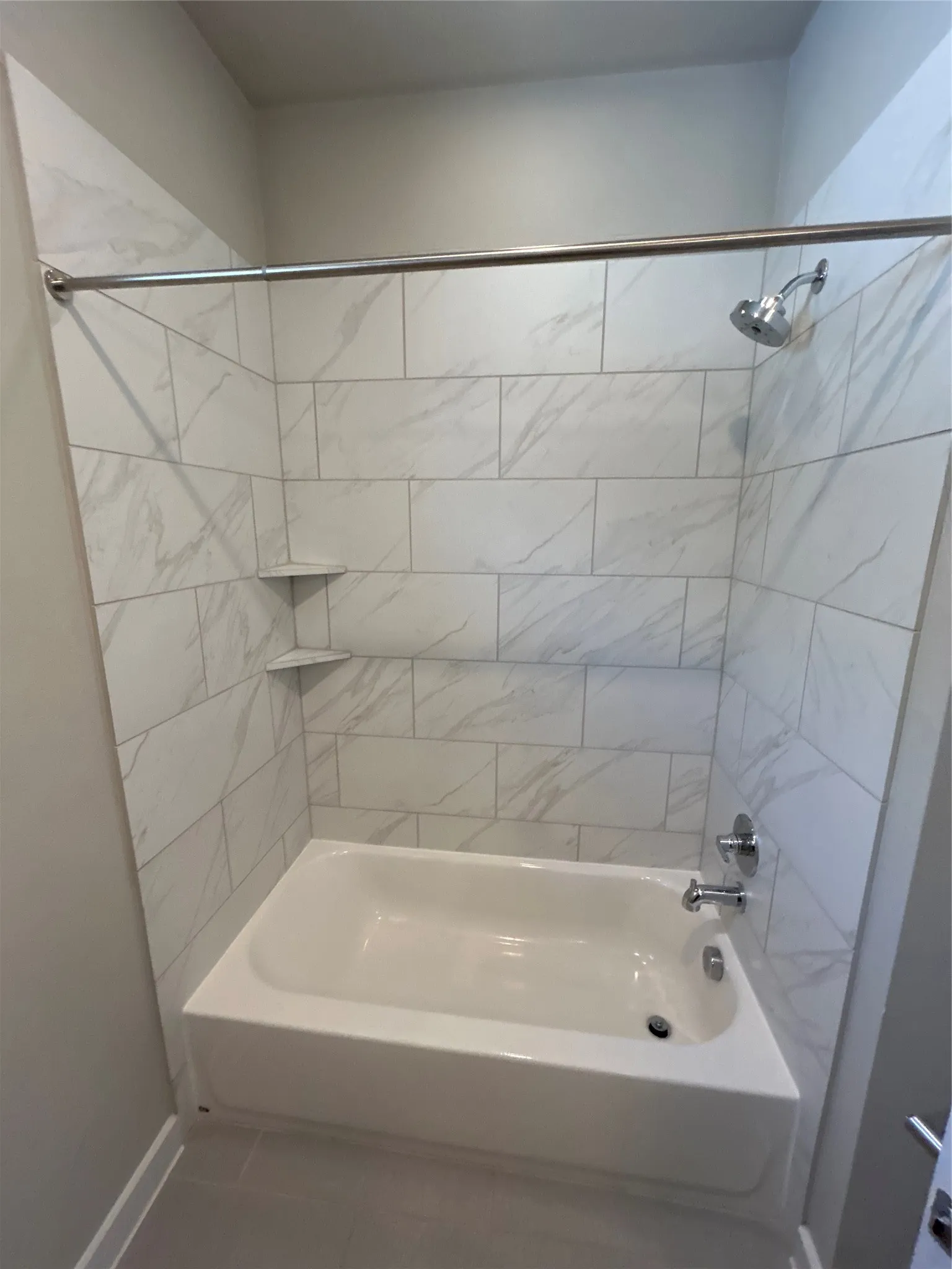 Single Family Residence For Rent in Dallas County , 1229 Clifftop Lane, Dallas, Texas 75208, 3 Bedroom, 3 Bathroom, 2 Garage spaces, 1,825 Sqft, built in 2019, mls#21325452, Real Estate Agent in Dallas, Homes For Rent in Dallas county, Homes For Rent in Dallas, Realtor in Dallas Texas, Real Estate Brokerage Independent Realty Texas, Luminita Cordes Realtor