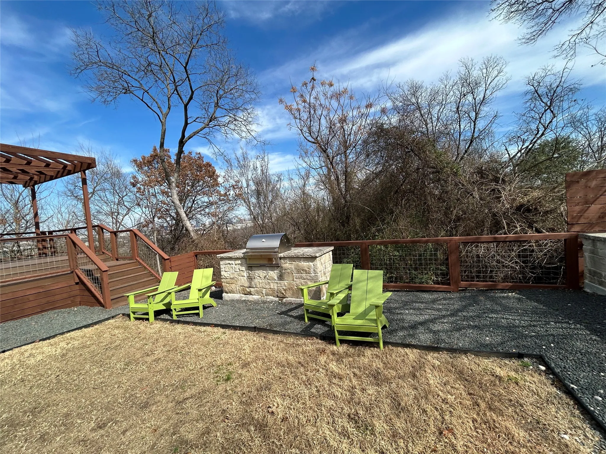 Single Family Residence For Rent in Dallas County , 1229 Clifftop Lane, Dallas, Texas 75208, 3 Bedroom, 3 Bathroom, 2 Garage spaces, 1,825 Sqft, built in 2019, mls#21325452, Real Estate Agent in Dallas, Homes For Rent in Dallas county, Homes For Rent in Dallas, Realtor in Dallas Texas, Real Estate Brokerage Independent Realty Texas, Luminita Cordes Realtor