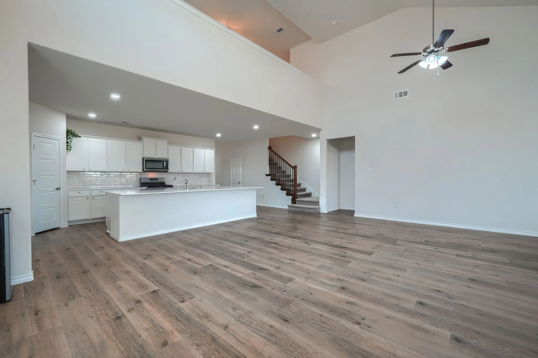 Single Family Residence For Sale in Denton County , 6037 Warrington Street, Celina, Texas 76227, 4 Bedroom, 3 Bathroom, 2 Garage spaces, 2,965 Sqft, built in 2023, mls#21348895, Real Estate Agent in Celina, Homes For Sale in Denton county, Homes For Sale in Celina, Realtor in Celina Texas, Real Estate Brokerage Independent Realty Texas, Luminita Cordes Realtor