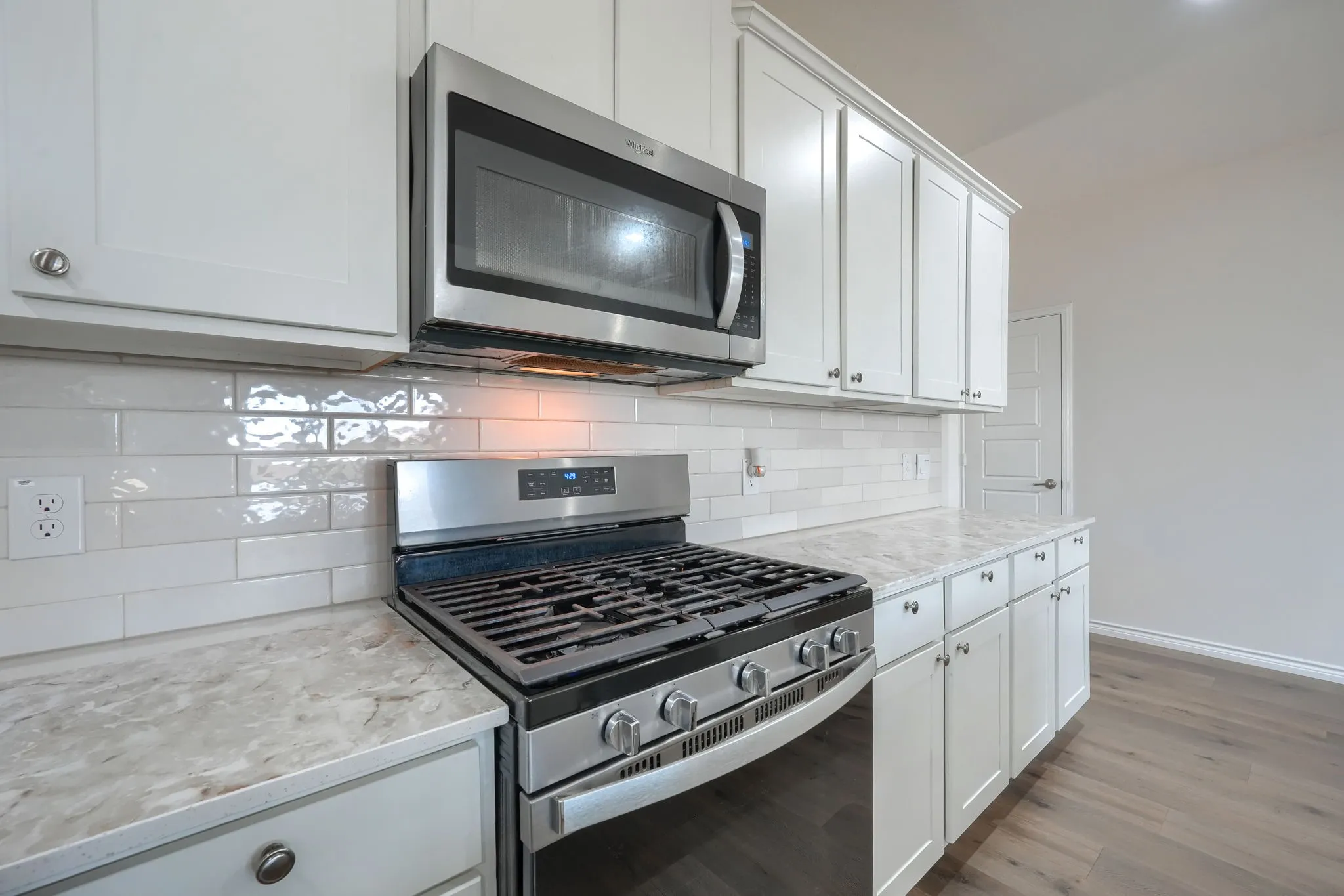 Single Family Residence For Sale in Denton County , 6037 Warrington Street, Celina, Texas 76227, 4 Bedroom, 3 Bathroom, 2 Garage spaces, 2,965 Sqft, built in 2023, mls#21348895, Real Estate Agent in Celina, Homes For Sale in Denton county, Homes For Sale in Celina, Realtor in Celina Texas, Real Estate Brokerage Independent Realty Texas, Luminita Cordes Realtor