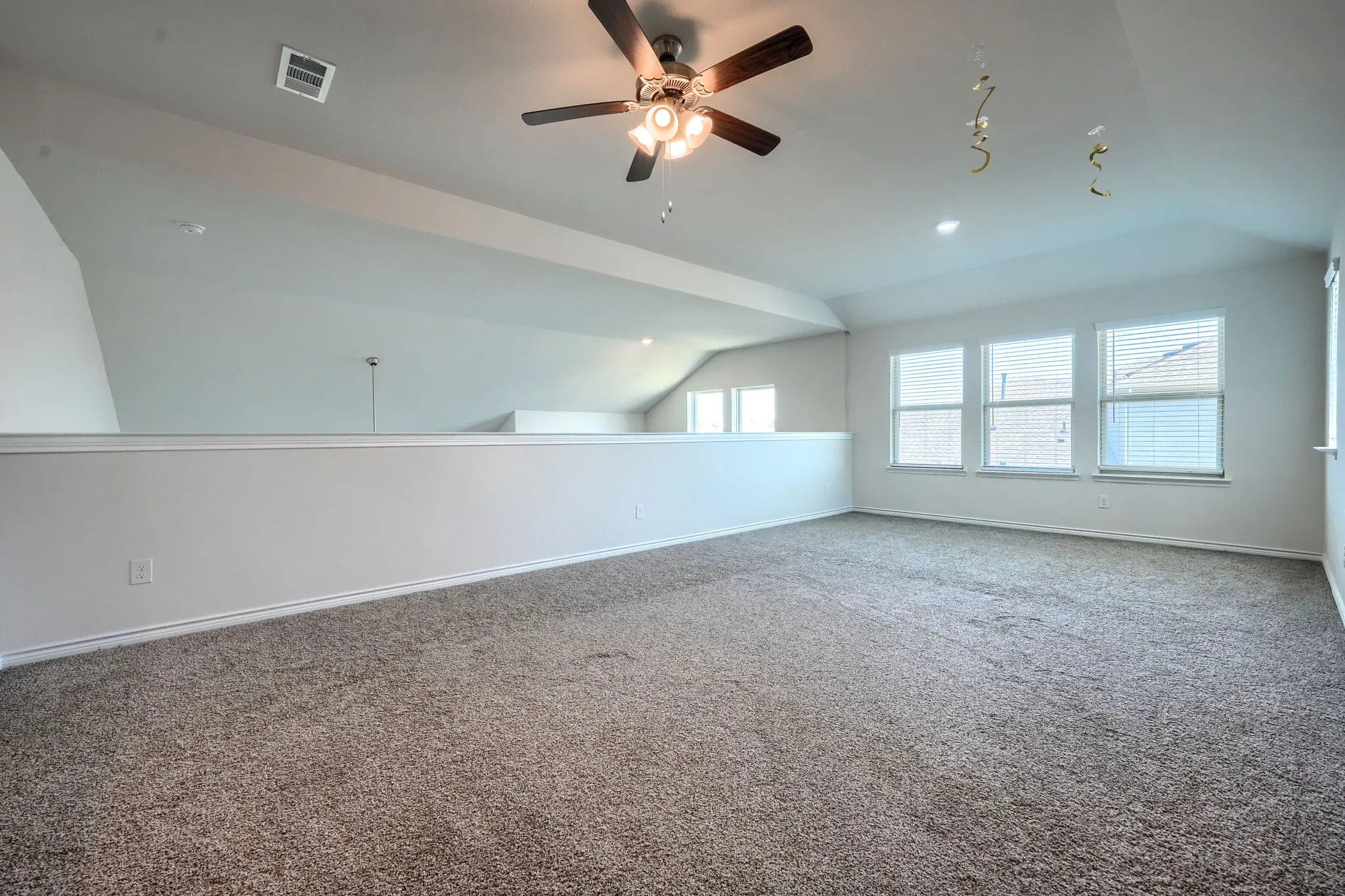 Single Family Residence For Sale in Denton County , 6037 Warrington Street, Celina, Texas 76227, 4 Bedroom, 3 Bathroom, 2 Garage spaces, 2,965 Sqft, built in 2023, mls#21348895, Real Estate Agent in Celina, Homes For Sale in Denton county, Homes For Sale in Celina, Realtor in Celina Texas, Real Estate Brokerage Independent Realty Texas, Luminita Cordes Realtor