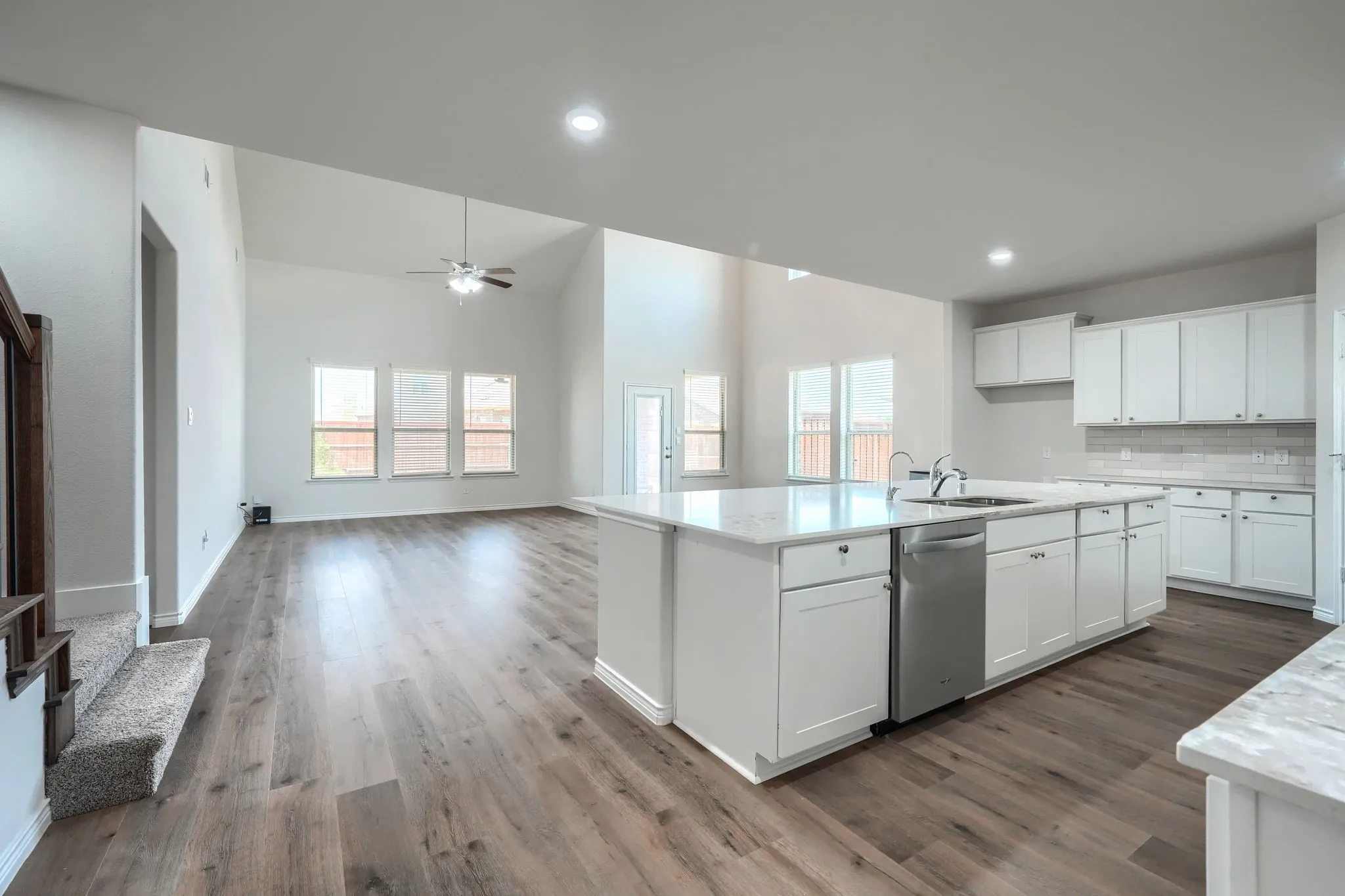 Single Family Residence For Sale in Denton County , 6037 Warrington Street, Celina, Texas 76227, 4 Bedroom, 3 Bathroom, 2 Garage spaces, 2,965 Sqft, built in 2023, mls#21348895, Real Estate Agent in Celina, Homes For Sale in Denton county, Homes For Sale in Celina, Realtor in Celina Texas, Real Estate Brokerage Independent Realty Texas, Luminita Cordes Realtor