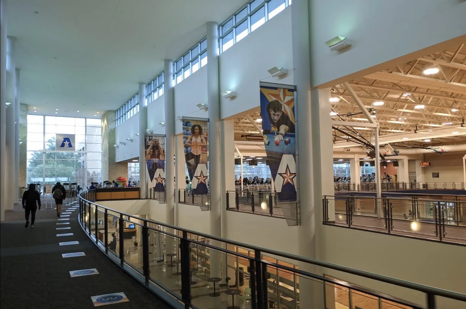 Maverick Activites Center - UTA