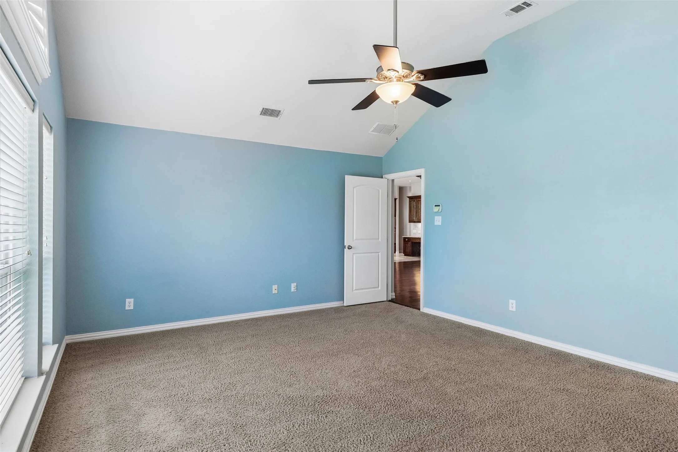 Single Family Residence For Sale in Denton County , 1493 Bentgrass Drive, Frisco, Texas 75036, 4 Bedroom, 3 Bathroom, 2 Garage spaces, 3,220 Sqft, built in 2011, mls#21342708, Real Estate Agent in Frisco, Homes For Sale in Denton county, Homes For Sale in Frisco, Realtor in Frisco Texas, Real Estate Brokerage Independent Realty Texas, Luminita Cordes Realtor