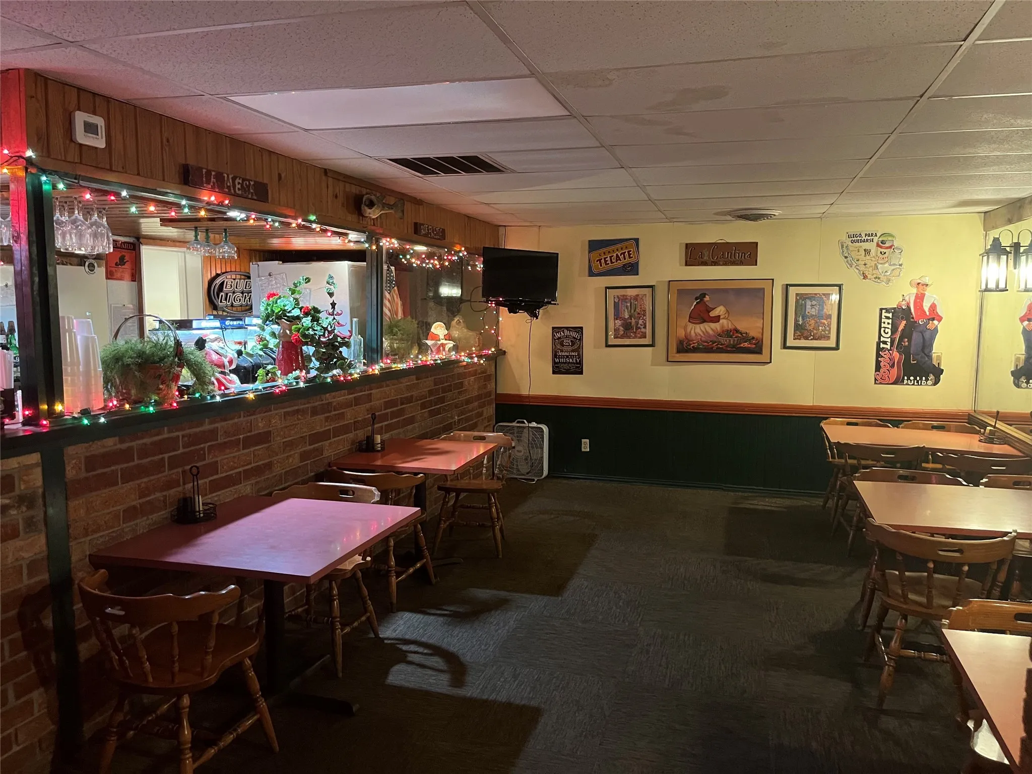 Cantina Bar Area