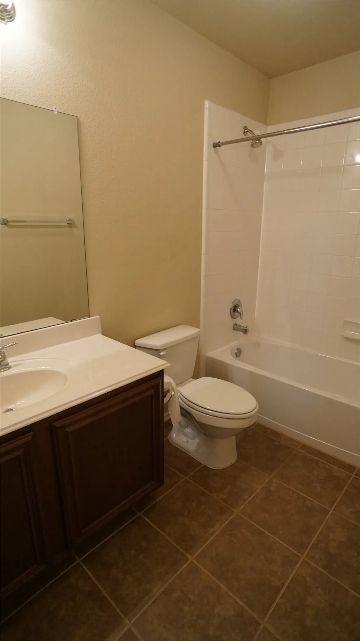 Single Family Residence For Rent in Hunt County , 1817 Berrywood Drive, Royse City, Texas 75189, 3 Bedroom, 2 Bathroom, 2 Garage spaces, 1,406 Sqft, built in 2011, mls#21349059, Real Estate Agent in Royse City, Homes For Rent in Hunt county, Homes For Rent in Royse City, Realtor in Royse City Texas, Real Estate Brokerage Independent Realty Texas, Luminita Cordes Realtor
