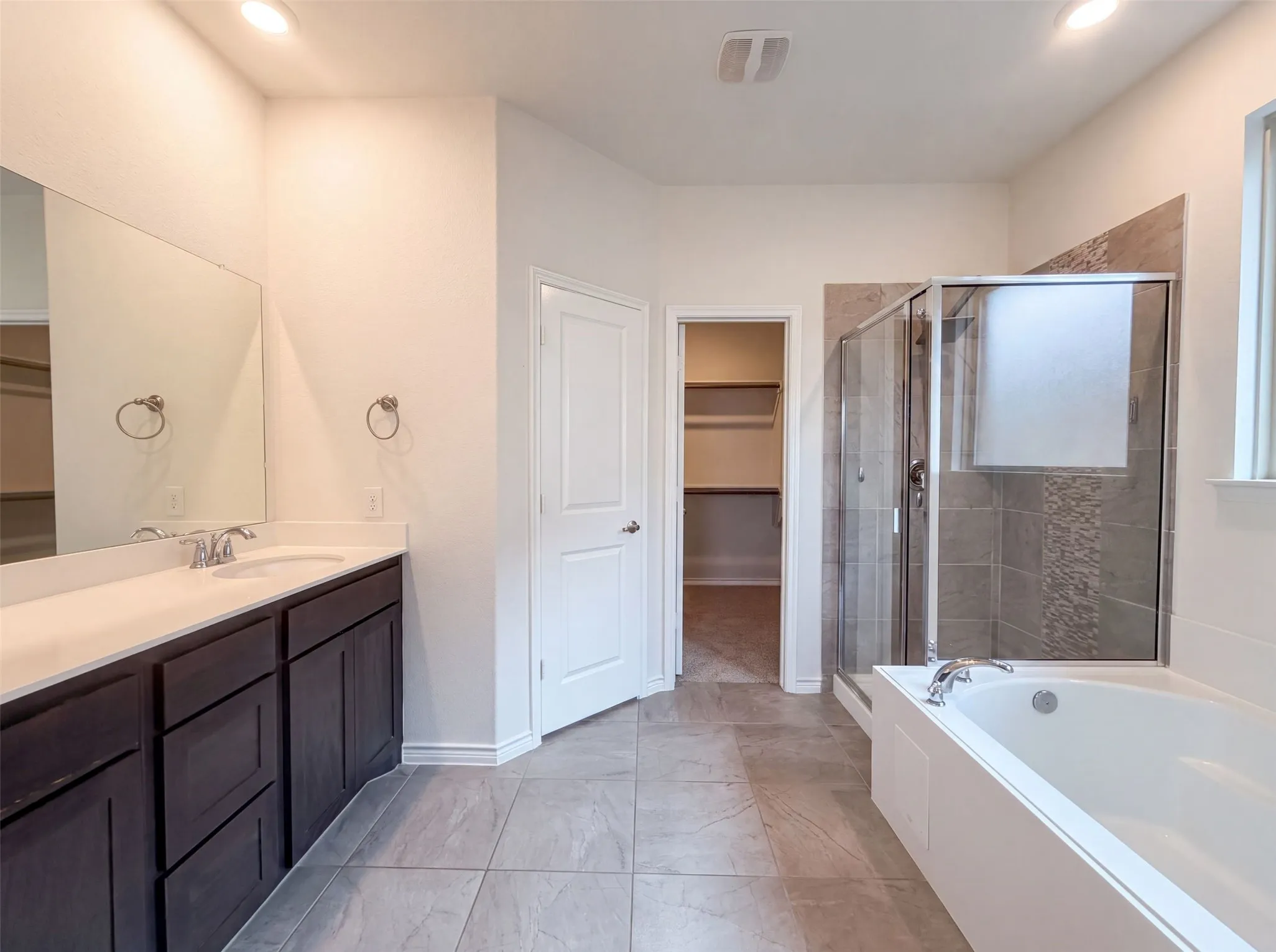 Single Family Residence For Sale in Collin County , 600 Brock Drive, Anna, Texas 75409, 4 Bedroom, 3 Bathroom, 2 Garage spaces, 2,708 Sqft, built in 2019, mls#21349054, Real Estate Agent in Anna, Homes For Sale in Collin county, Homes For Sale in Anna, Realtor in Anna Texas, Real Estate Brokerage Independent Realty Texas, Luminita Cordes Realtor