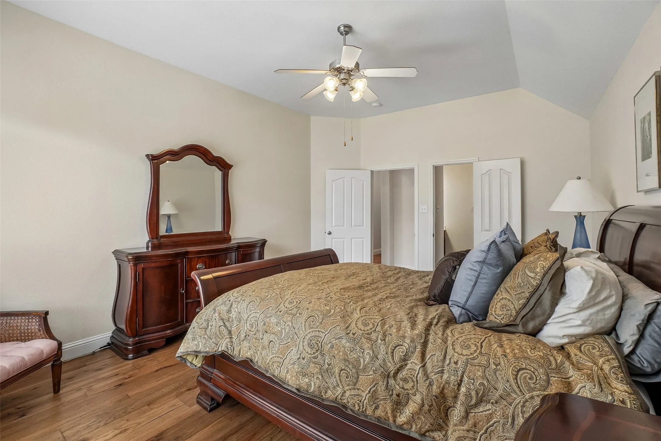 Single Family Residence For Sale in Tarrant County , 3436 Furlong Way, Fort Worth, Texas 76244, 4 Bedroom, 3 Bathroom, 2 Garage spaces, 2,541 Sqft, built in 2005, mls#21345651, Real Estate Agent in Fort Worth, Homes For Sale in Tarrant county, Homes For Sale in Fort Worth, Realtor in Fort Worth Texas, Real Estate Brokerage Independent Realty Texas, Luminita Cordes Realtor
