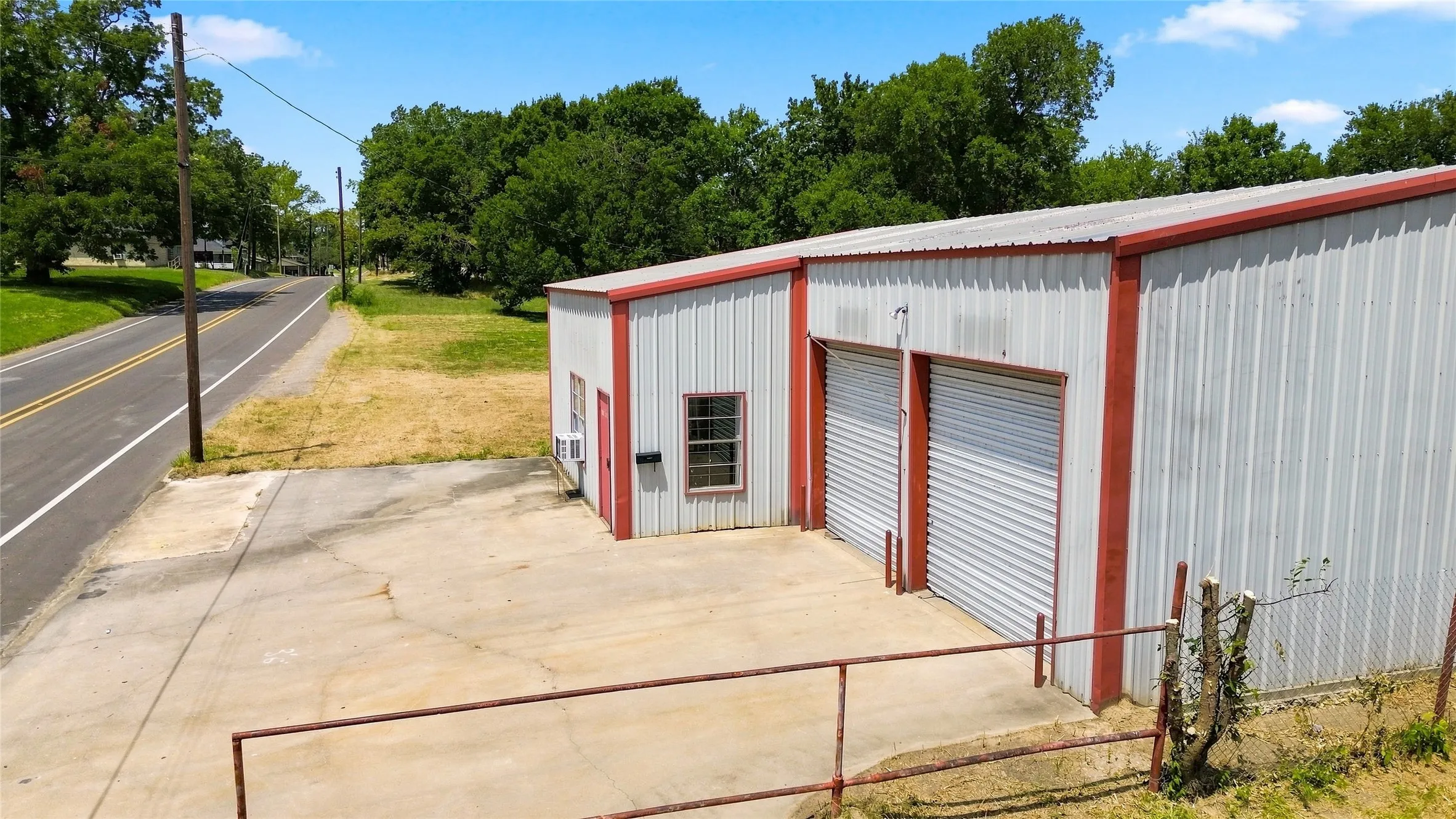 Business For Sale in Delta County , 901 E Dallas Avenue, Cooper, Texas 75432, 0, 0, Garage spaces, 0 Sqft, built in 1991, mls#21348573, Real Estate Agent in Cooper, Homes For Sale in Delta county, Homes For Sale in Cooper, Realtor in Cooper Texas, Real Estate Brokerage Independent Realty Texas, Luminita Cordes Realtor