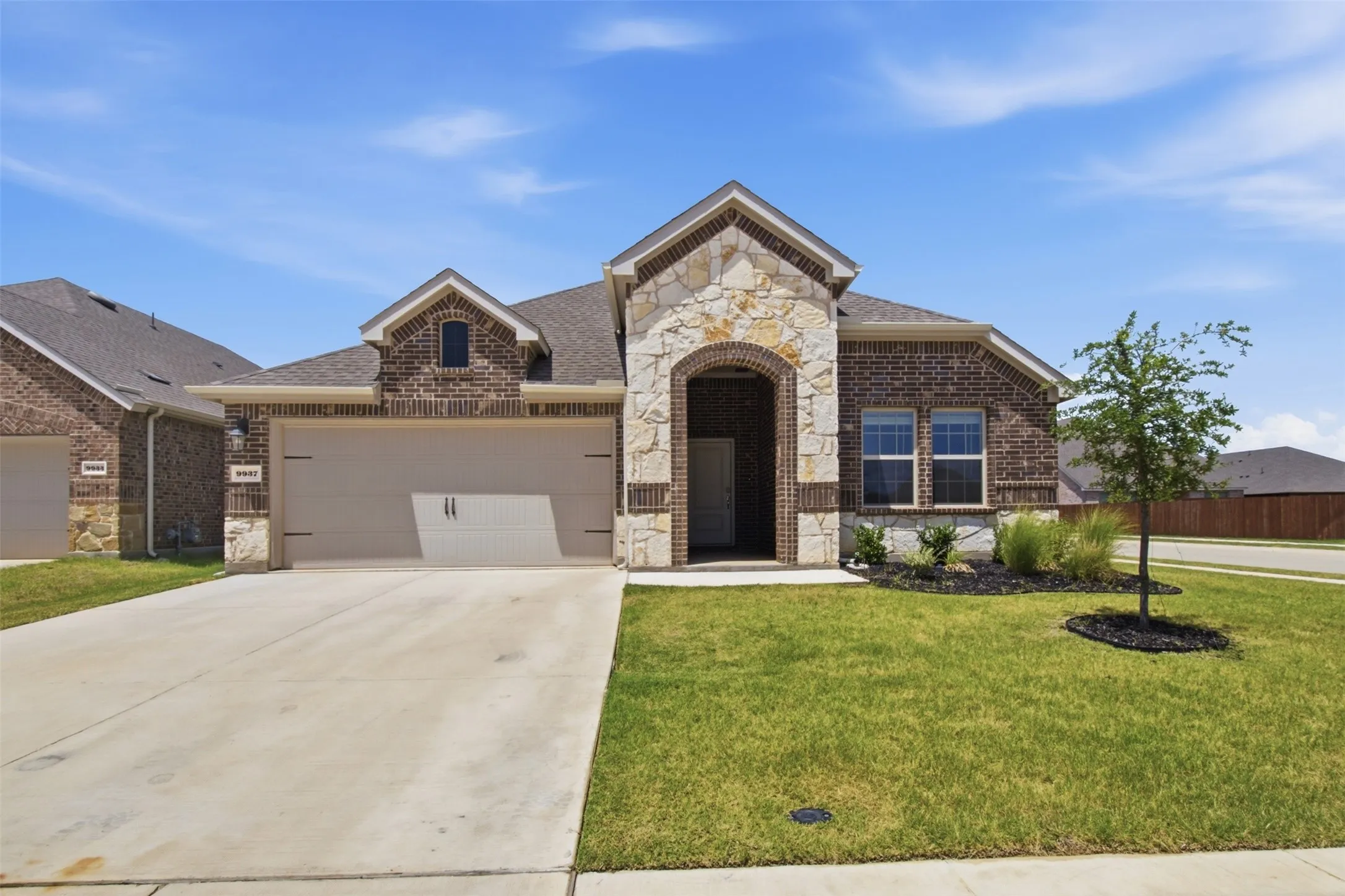 Single Family Residence For Rent in Denton County , 9937 Tin Star Street, Aubrey, Texas 76227, 3 Bedroom, 2 Bathroom, 2 Garage spaces, 1,639 Sqft, built in 2024, Price $2,300, mls#21341520, Real Estate Agent in Aubrey, Homes For Rent in Denton county, Homes For Rent in Aubrey, Realtor in Aubrey Texas, Real Estate Brokerage Independent Realty Texas, Luminita Cordes Realtor