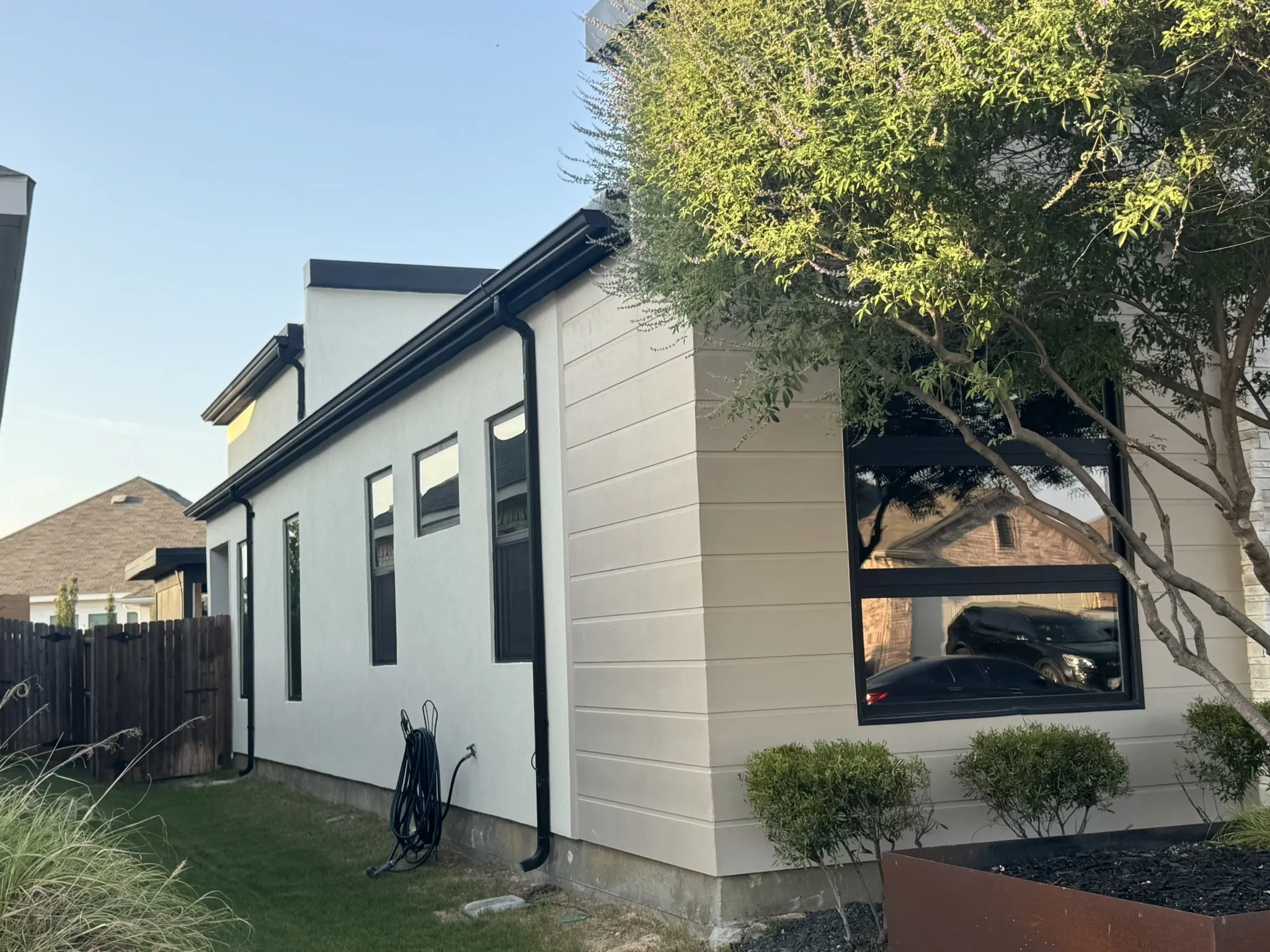 Single Family Residence For Sale in Tarrant County , 1453 Eagle Nest Drive, Pelican Bay, Texas 76020, 3 Bedroom, 2 Bathroom, 2 Garage spaces, 1,522 Sqft, built in 2021, mls#21340856, Real Estate Agent in Pelican Bay, Homes For Sale in Tarrant county, Homes For Sale in Pelican Bay, Realtor in Pelican Bay Texas, Real Estate Brokerage Independent Realty Texas, Luminita Cordes Realtor