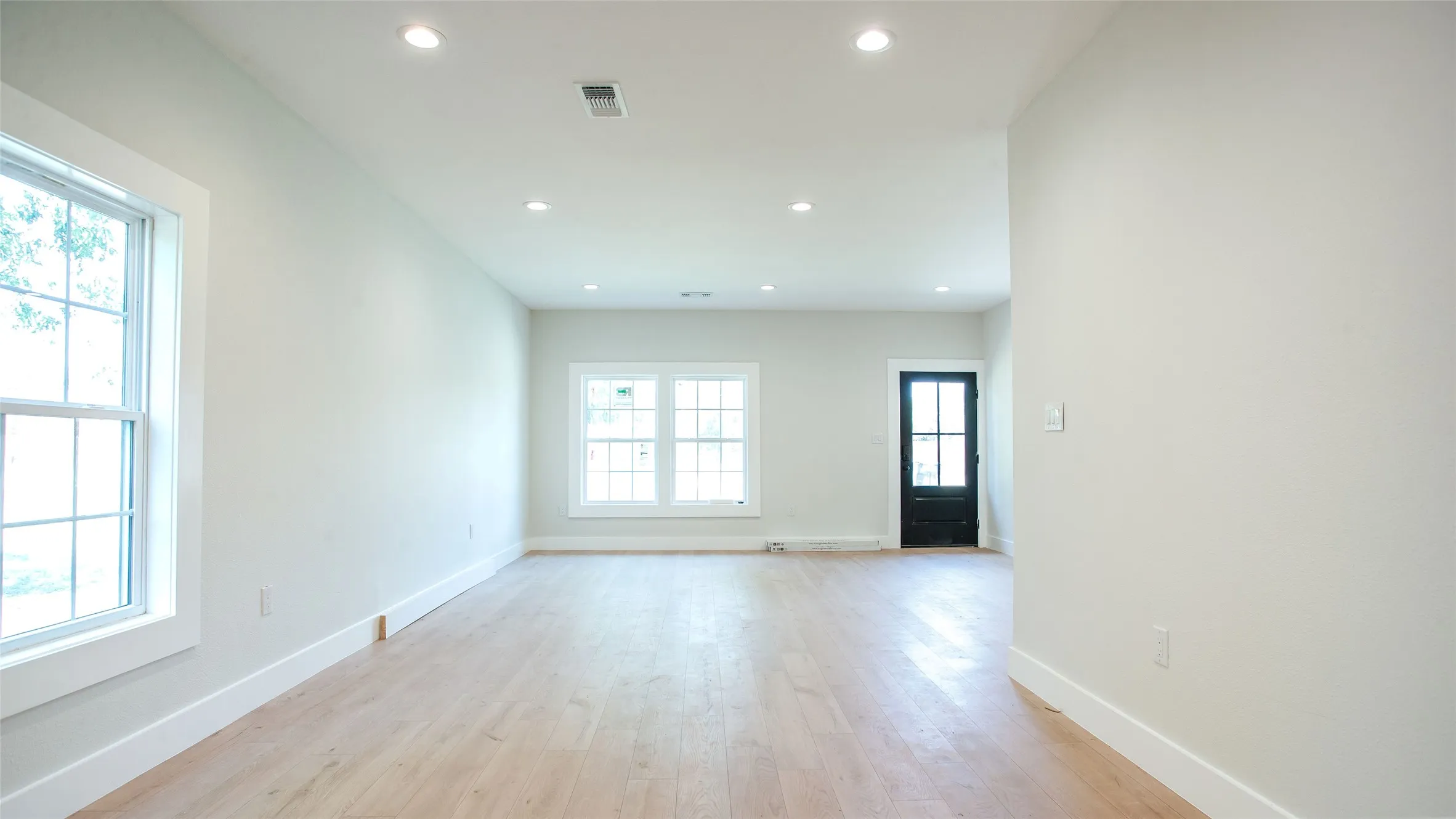 Single Family Residence For Sale in Young County , 305 W Oak, Olney, Texas 76374, 3 Bedroom, 2 Bathroom, Garage spaces, 1,500 Sqft, built in 2026, mls#21349108, Real Estate Agent in Olney, Homes For Sale in Young county, Homes For Sale in Olney, Realtor in Olney Texas, Real Estate Brokerage Independent Realty Texas, Luminita Cordes Realtor