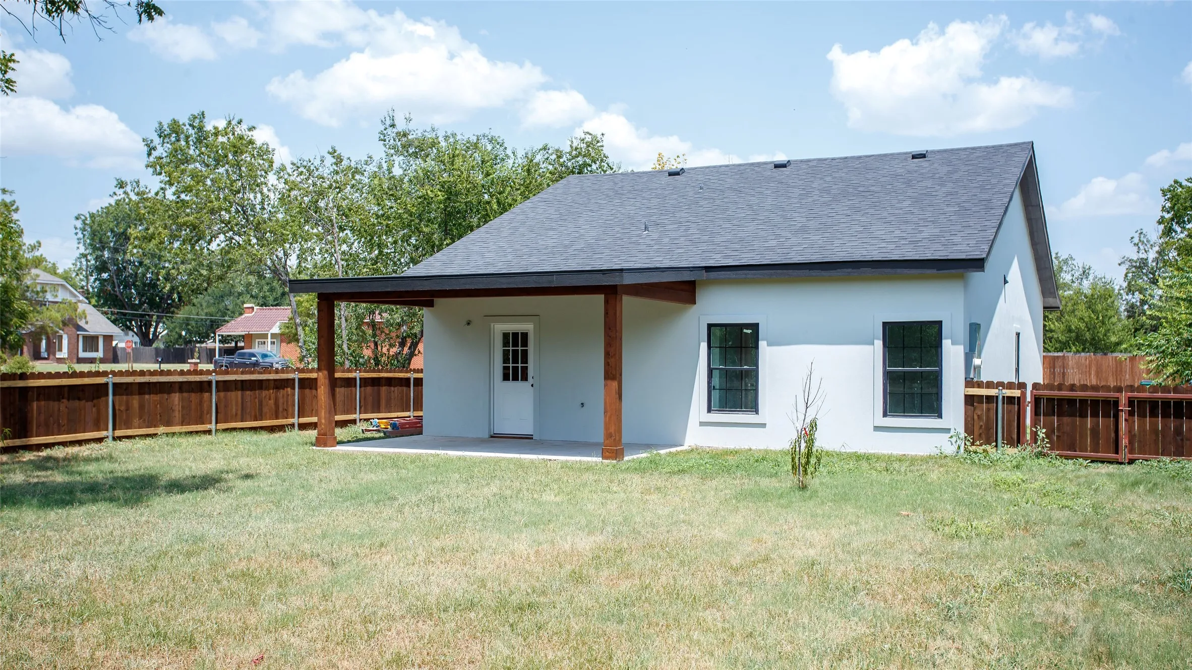 Single Family Residence For Sale in Young County , 305 W Oak, Olney, Texas 76374, 3 Bedroom, 2 Bathroom, Garage spaces, 1,500 Sqft, built in 2026, mls#21349108, Real Estate Agent in Olney, Homes For Sale in Young county, Homes For Sale in Olney, Realtor in Olney Texas, Real Estate Brokerage Independent Realty Texas, Luminita Cordes Realtor