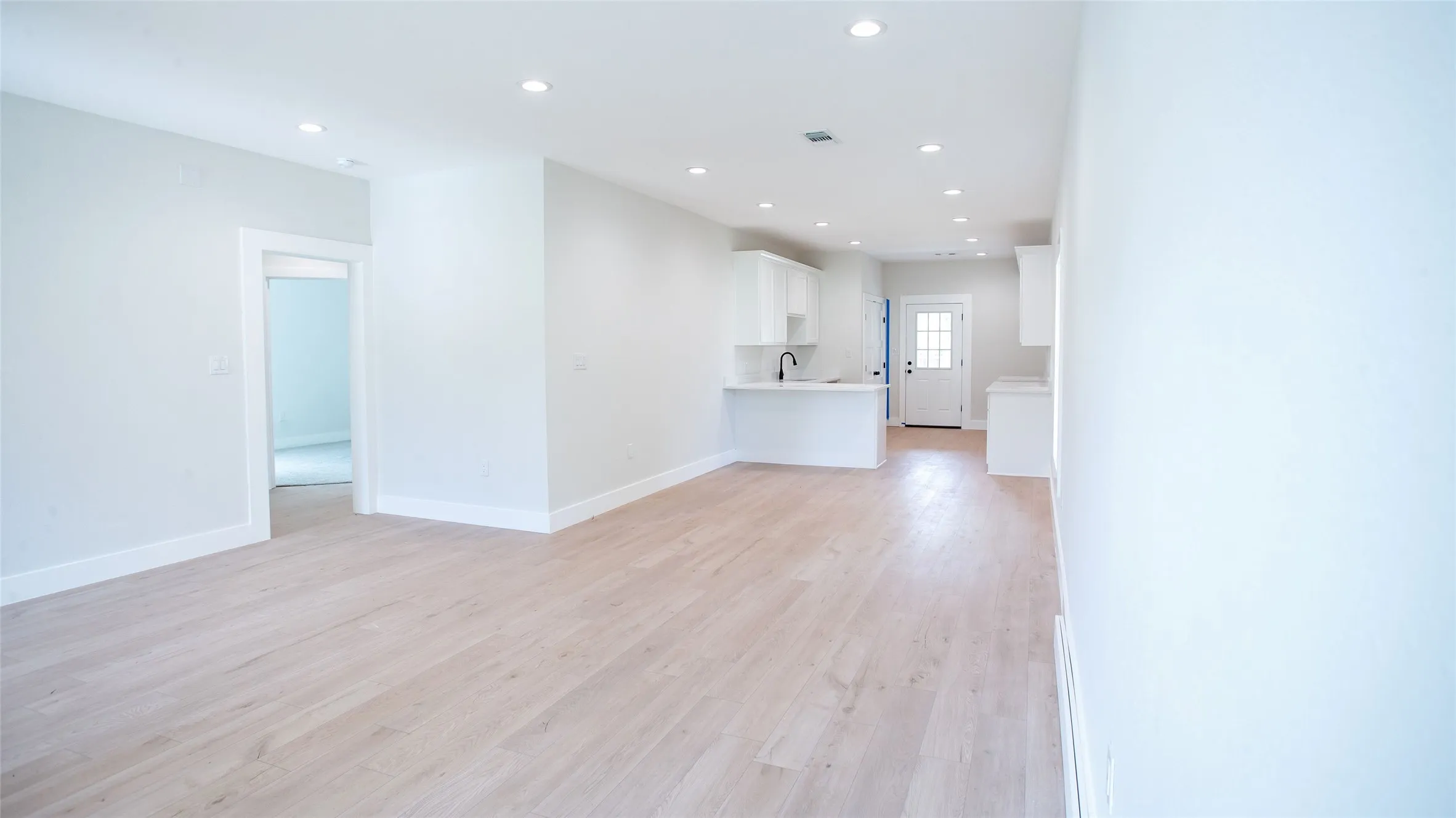 Single Family Residence For Sale in Young County , 305 W Oak, Olney, Texas 76374, 3 Bedroom, 2 Bathroom, Garage spaces, 1,500 Sqft, built in 2026, mls#21349108, Real Estate Agent in Olney, Homes For Sale in Young county, Homes For Sale in Olney, Realtor in Olney Texas, Real Estate Brokerage Independent Realty Texas, Luminita Cordes Realtor