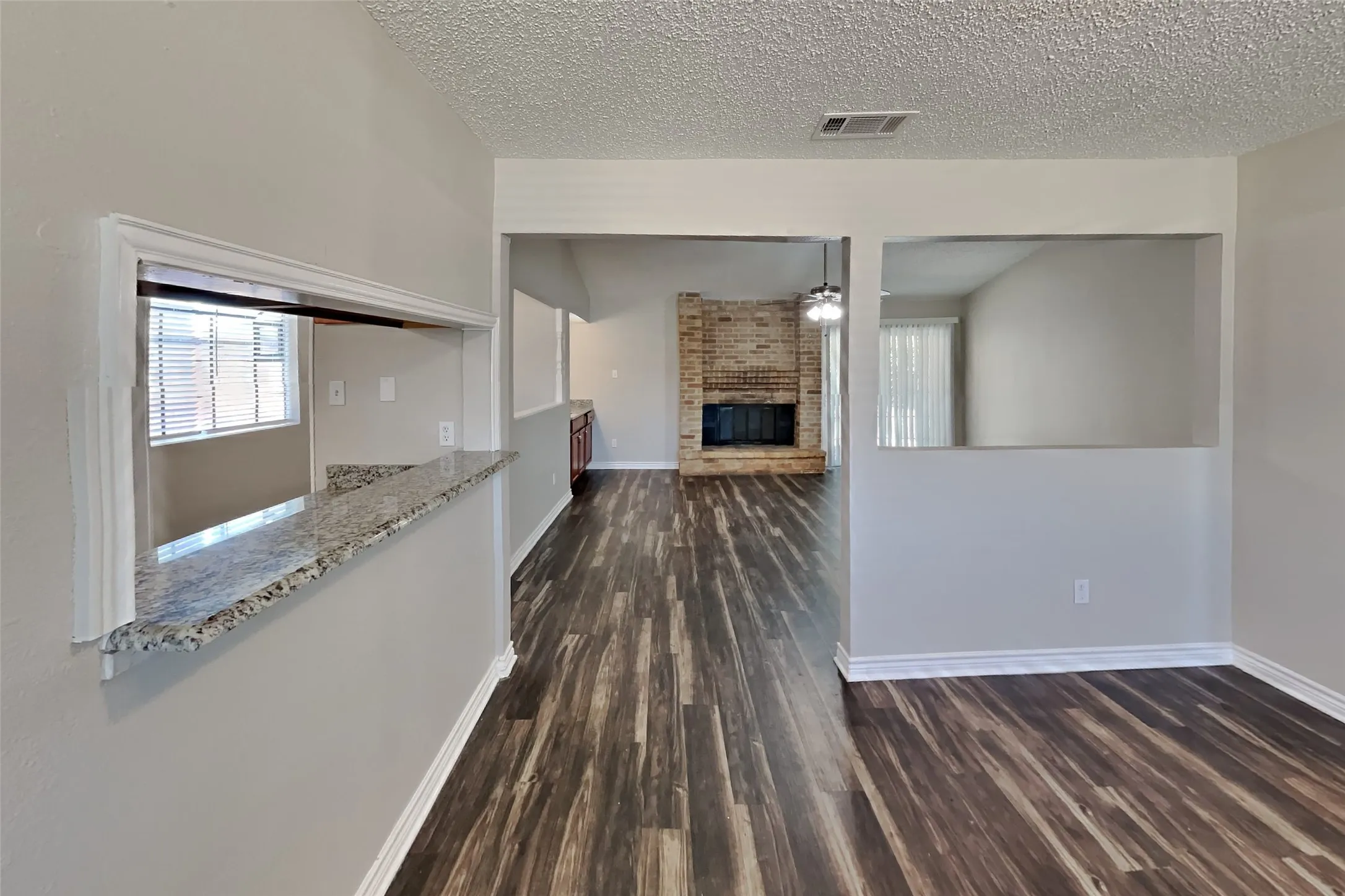Single Family Residence For Rent in Collin County , 833 Harvest Glen Drive, Plano, Texas 75023, 4 Bedroom, 2 Bathroom, 2 Garage spaces, 1,529 Sqft, built in 1981, mls#21349134, Real Estate Agent in Plano, Homes For Rent in Collin county, Homes For Rent in Plano, Realtor in Plano Texas, Real Estate Brokerage Independent Realty Texas, Luminita Cordes Realtor