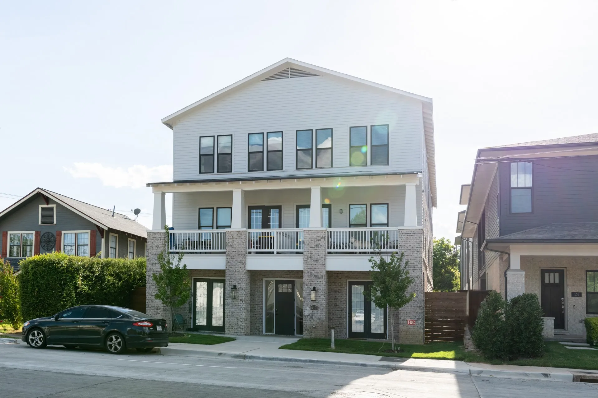 Apartment For Rent in Dallas County , 617 N Tyler Street, Dallas, Texas 75208, 1 Bedroom, 1 Bathroom, Garage spaces, 680 Sqft, built in 2020, mls#21349125, Real Estate Agent in Dallas, Homes For Rent in Dallas county, Homes For Rent in Dallas, Realtor in Dallas Texas, Real Estate Brokerage Independent Realty Texas, Luminita Cordes Realtor