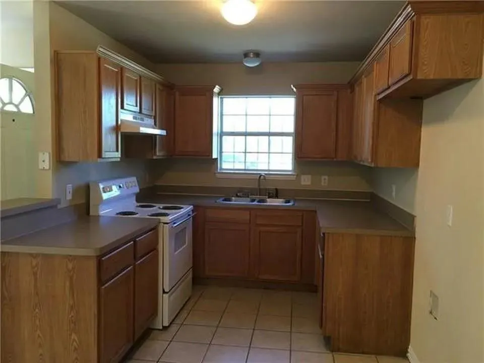 Duplex For Rent in Tarrant County , 1504 E Mulkey Street, Fort Worth, Texas 76104, 3 Bedroom, 2 Bathroom, Garage spaces, 2,208 Sqft, built in 2007, mls#21349140, Real Estate Agent in Fort Worth, Homes For Rent in Tarrant county, Homes For Rent in Fort Worth, Realtor in Fort Worth Texas, Real Estate Brokerage Independent Realty Texas, Luminita Cordes Realtor