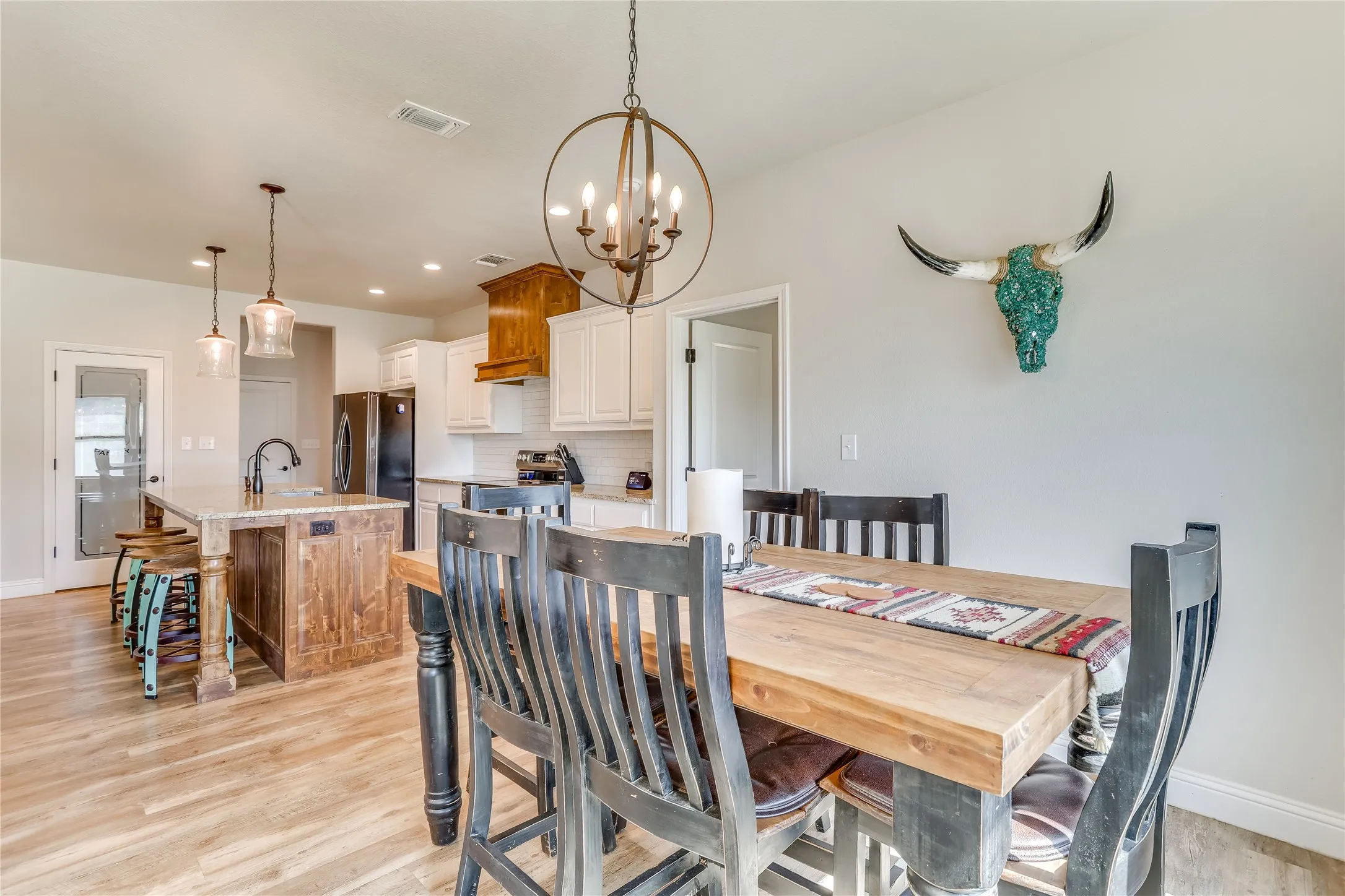 Single Family Residence For Sale in Parker County , 1000 Churchill Lane, Millsap, Texas 76066, 5 Bedroom, 2 Bathroom, 2 Garage spaces, 2,375 Sqft, built in 2022, mls#21348711, Real Estate Agent in Millsap, Homes For Sale in Parker county, Homes For Sale in Millsap, Realtor in Millsap Texas, Real Estate Brokerage Independent Realty Texas, Luminita Cordes Realtor