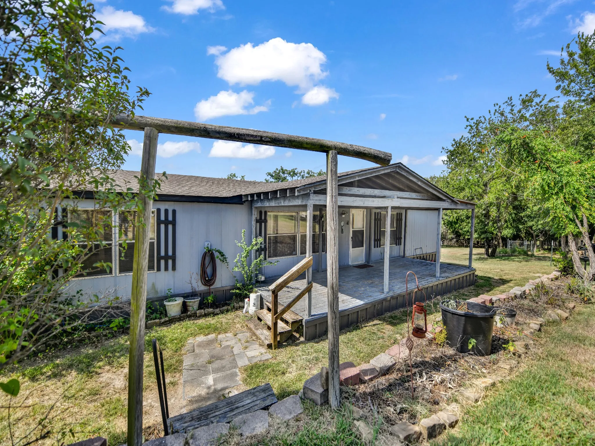 Mobile Home For Sale in Parker County , 1933 Carter Road, Springtown, Texas 76082, 4 Bedroom, 2 Bathroom, Garage spaces, 1,568 Sqft, built in 1996, mls#21346018, Real Estate Agent in Springtown, Homes For Sale in Parker county, Homes For Sale in Springtown, Realtor in Springtown Texas, Real Estate Brokerage Independent Realty Texas, Luminita Cordes Realtor