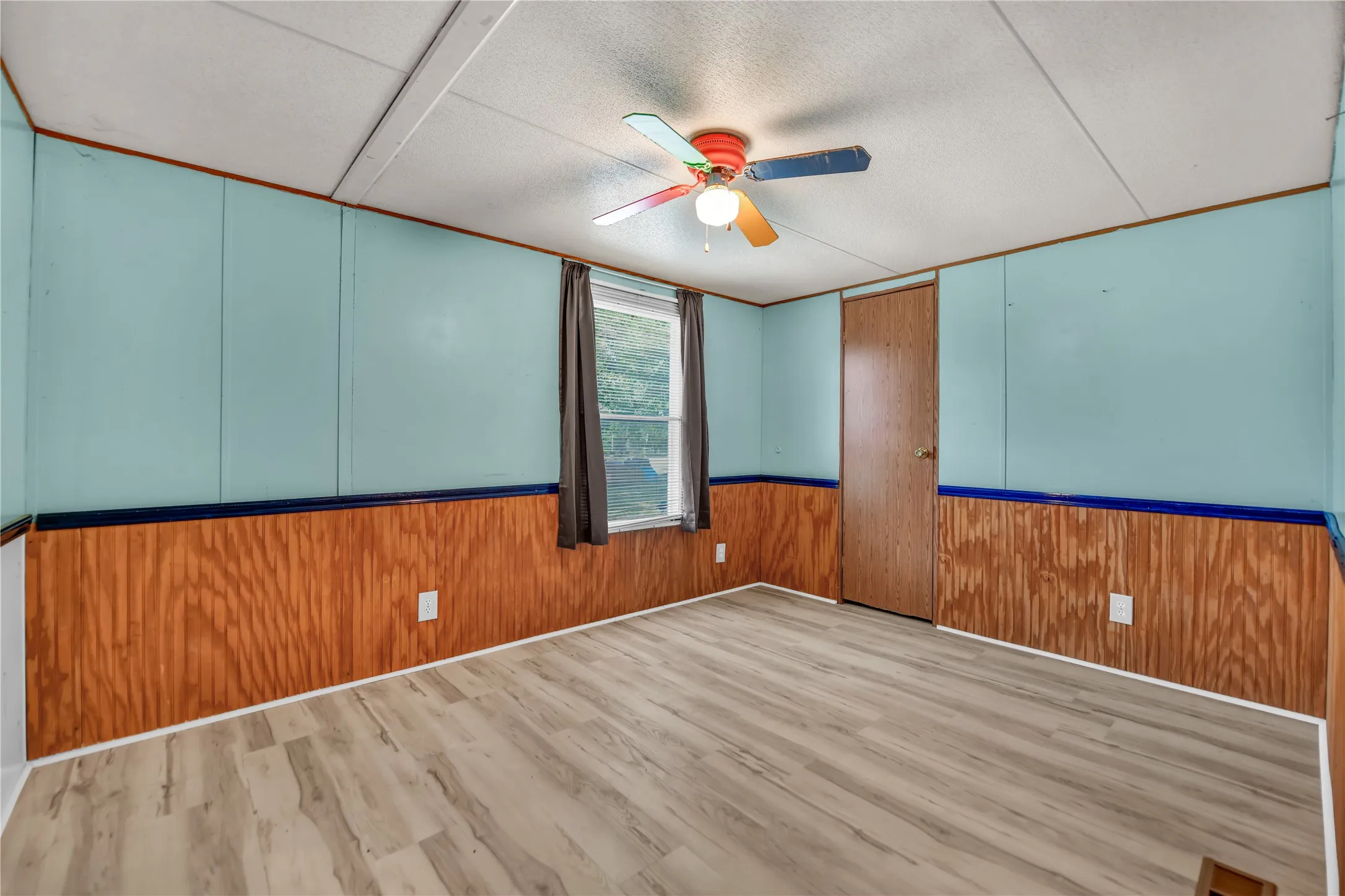 Mobile Home For Sale in Parker County , 1933 Carter Road, Springtown, Texas 76082, 4 Bedroom, 2 Bathroom, Garage spaces, 1,568 Sqft, built in 1996, mls#21346018, Real Estate Agent in Springtown, Homes For Sale in Parker county, Homes For Sale in Springtown, Realtor in Springtown Texas, Real Estate Brokerage Independent Realty Texas, Luminita Cordes Realtor