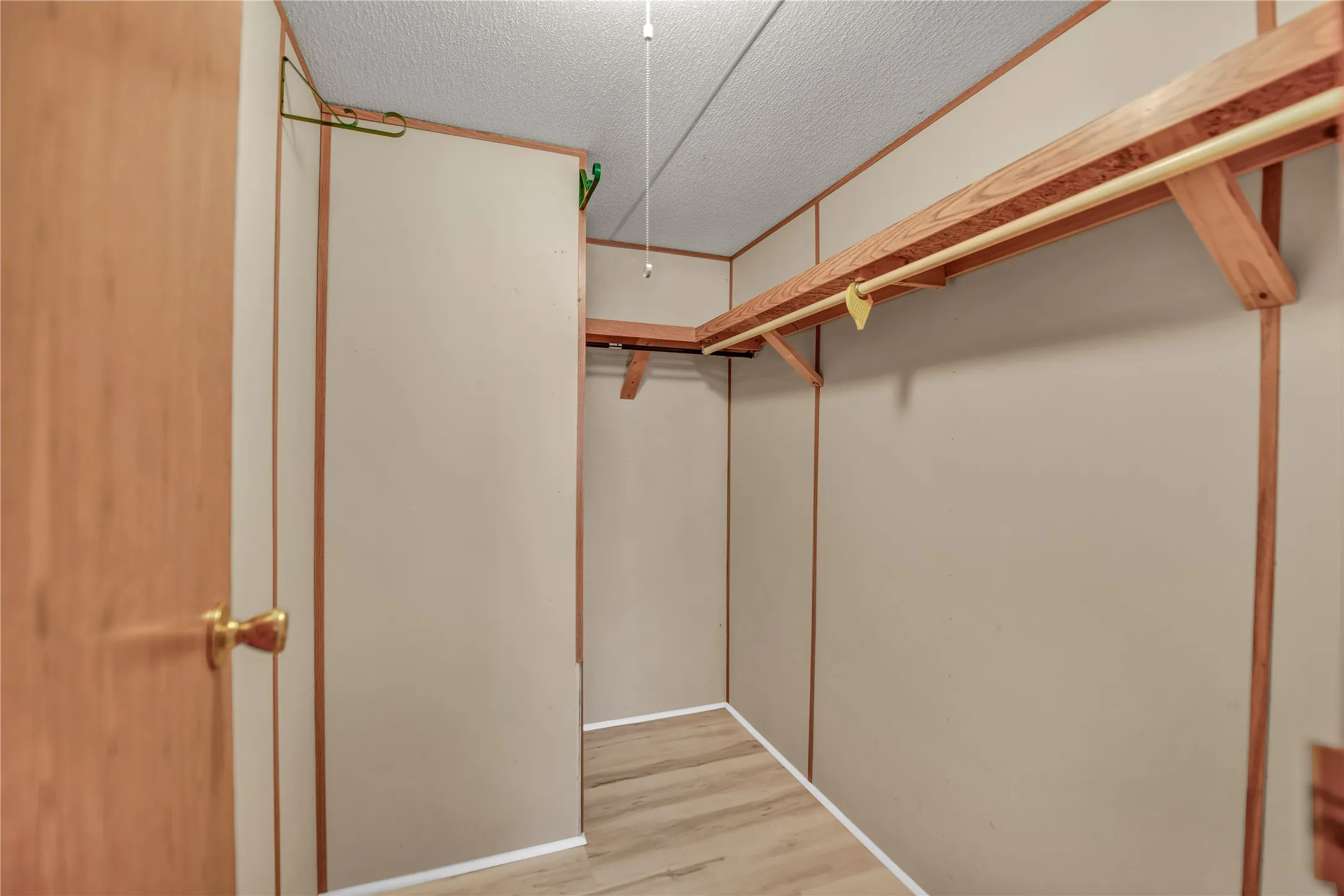 Mobile Home For Sale in Parker County , 1933 Carter Road, Springtown, Texas 76082, 4 Bedroom, 2 Bathroom, Garage spaces, 1,568 Sqft, built in 1996, mls#21346018, Real Estate Agent in Springtown, Homes For Sale in Parker county, Homes For Sale in Springtown, Realtor in Springtown Texas, Real Estate Brokerage Independent Realty Texas, Luminita Cordes Realtor