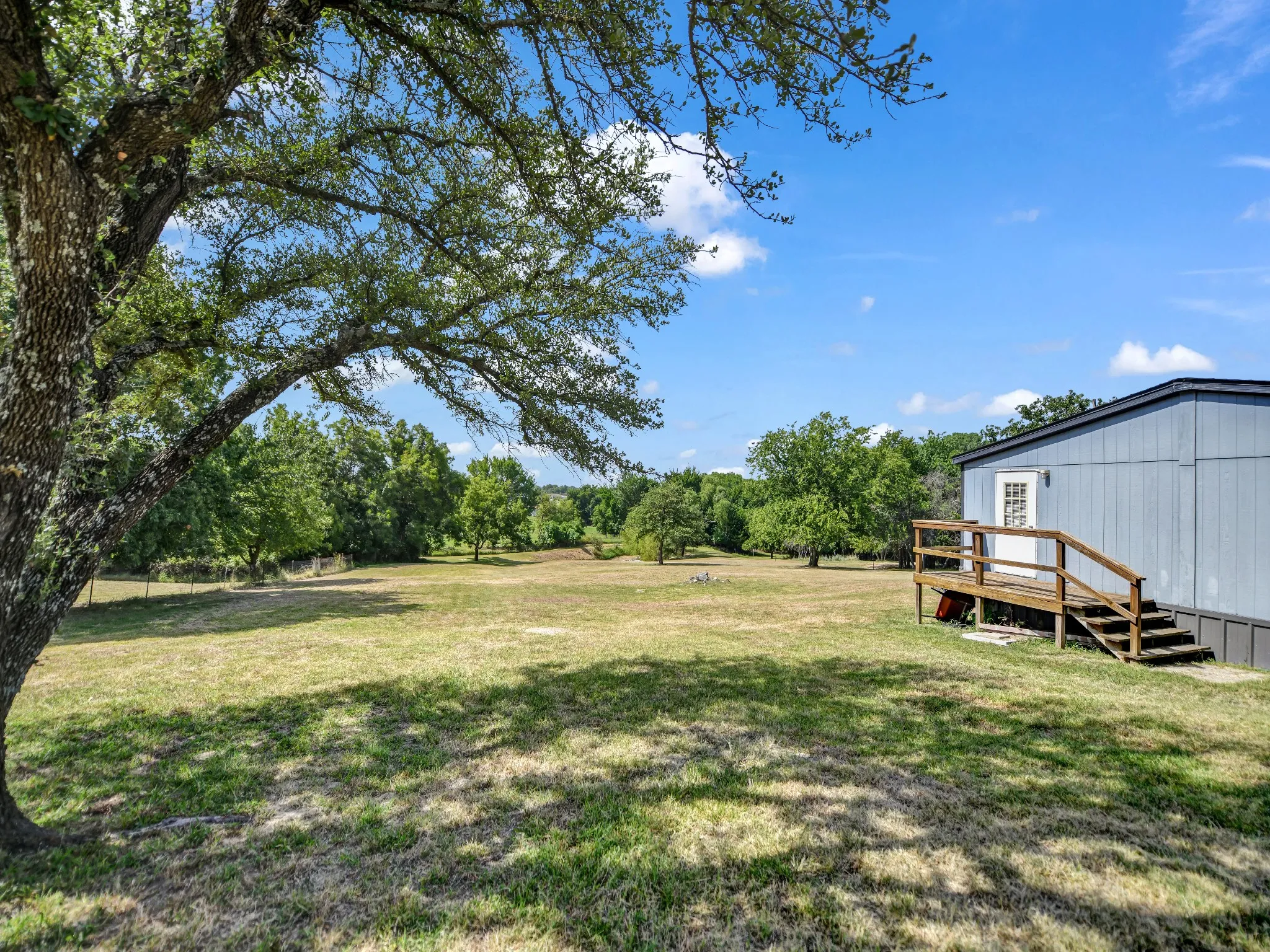 Mobile Home For Sale in Parker County , 1933 Carter Road, Springtown, Texas 76082, 4 Bedroom, 2 Bathroom, Garage spaces, 1,568 Sqft, built in 1996, mls#21346018, Real Estate Agent in Springtown, Homes For Sale in Parker county, Homes For Sale in Springtown, Realtor in Springtown Texas, Real Estate Brokerage Independent Realty Texas, Luminita Cordes Realtor