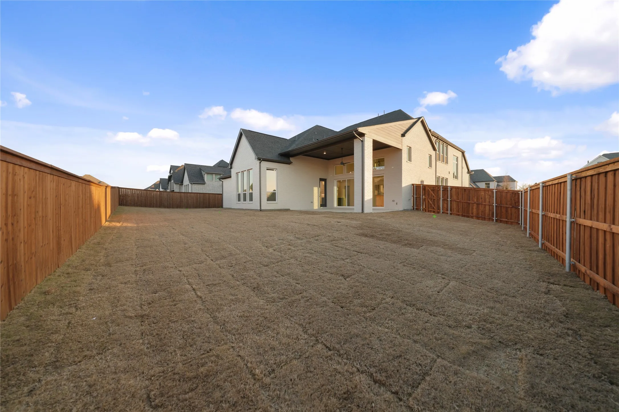 Single Family Residence For Sale in Collin County , 1009 Kelley Lane, Celina, Texas 75009, 5 Bedroom, 6 Bathroom, 4 Garage spaces, 4,645 Sqft, built in 2025, mls#21349196, Real Estate Agent in Celina, Homes For Sale in Collin county, Homes For Sale in Celina, Realtor in Celina Texas, Real Estate Brokerage Independent Realty Texas, Luminita Cordes Realtor