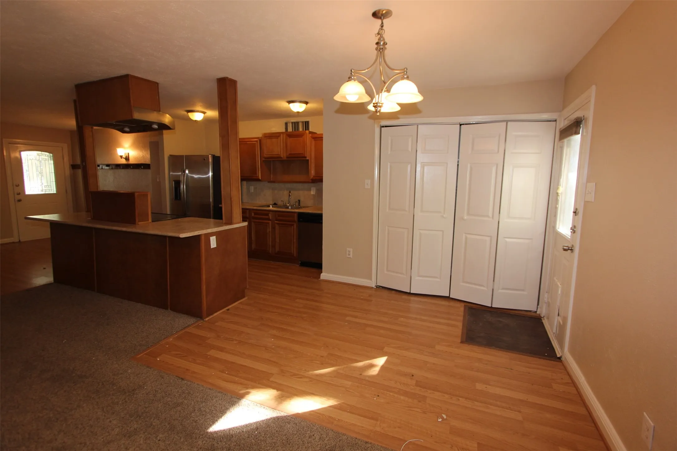 Single Family Residence For Rent in Collin County , 157 W Way Circle, Allen, Texas 75002, 3 Bedroom, 2 Bathroom, 2 Garage spaces, 1,424 Sqft, built in 1978, mls#21349199, Real Estate Agent in Allen, Homes For Rent in Collin county, Homes For Rent in Allen, Realtor in Allen Texas, Real Estate Brokerage Independent Realty Texas, Luminita Cordes Realtor