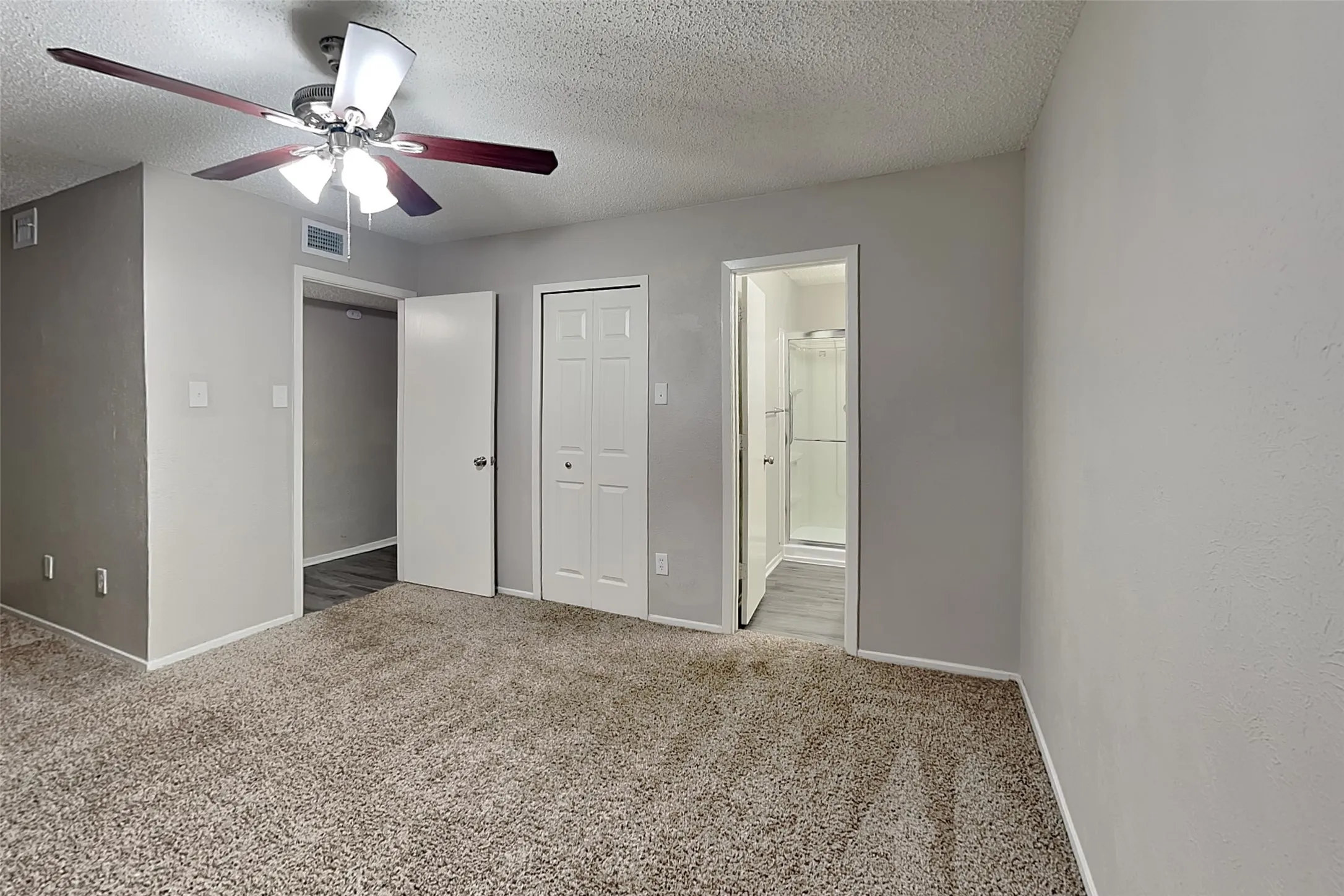 Single Family Residence For Rent in Denton County , 2732 Cancun Lane, Dallas, Texas 75287, 3 Bedroom, 2 Bathroom, 2 Garage spaces, 1,883 Sqft, built in 1983, mls#21349200, Real Estate Agent in Dallas, Homes For Rent in Denton county, Homes For Rent in Dallas, Realtor in Dallas Texas, Real Estate Brokerage Independent Realty Texas, Luminita Cordes Realtor