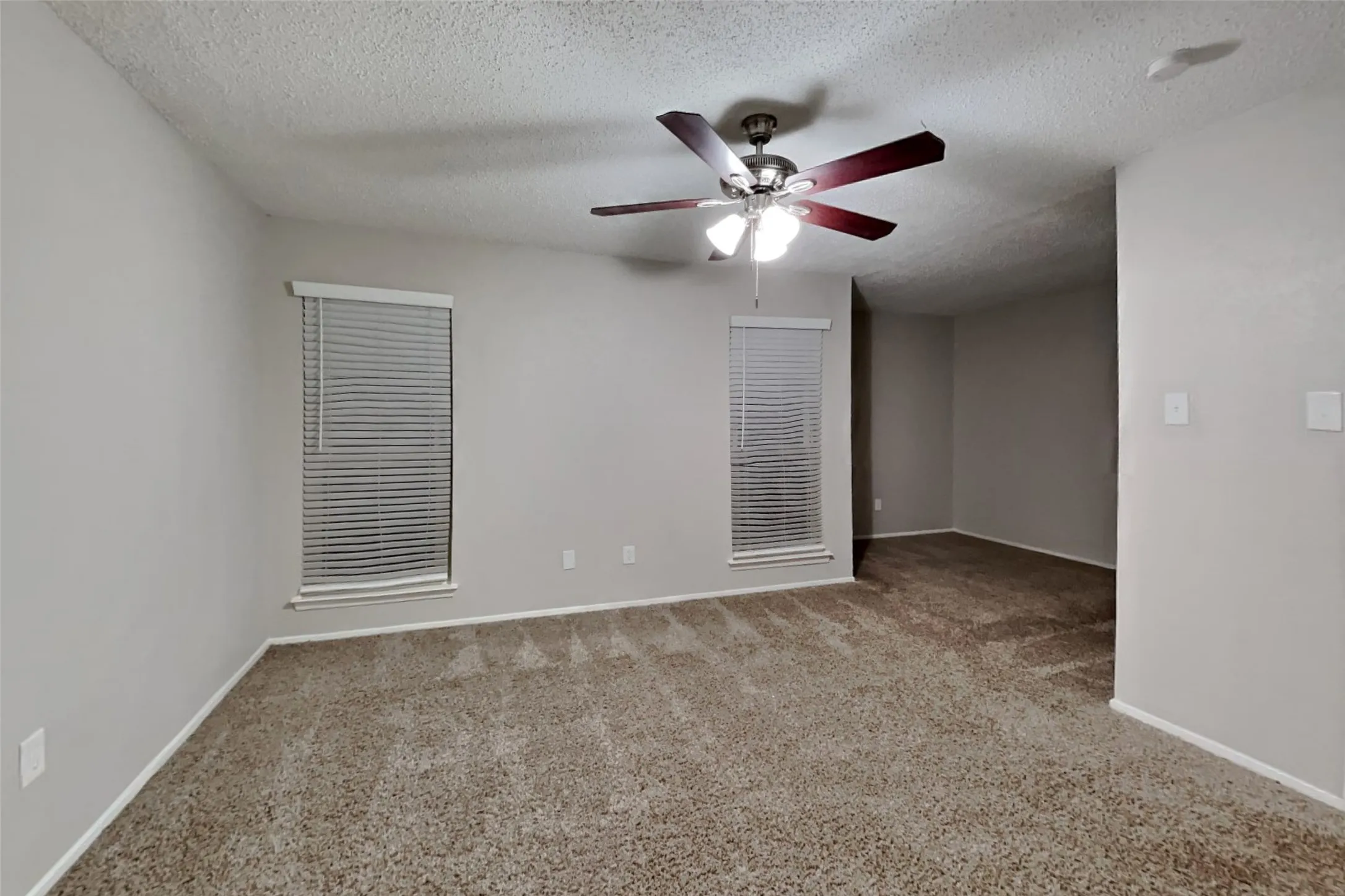 Single Family Residence For Rent in Denton County , 2732 Cancun Lane, Dallas, Texas 75287, 3 Bedroom, 2 Bathroom, 2 Garage spaces, 1,883 Sqft, built in 1983, mls#21349200, Real Estate Agent in Dallas, Homes For Rent in Denton county, Homes For Rent in Dallas, Realtor in Dallas Texas, Real Estate Brokerage Independent Realty Texas, Luminita Cordes Realtor