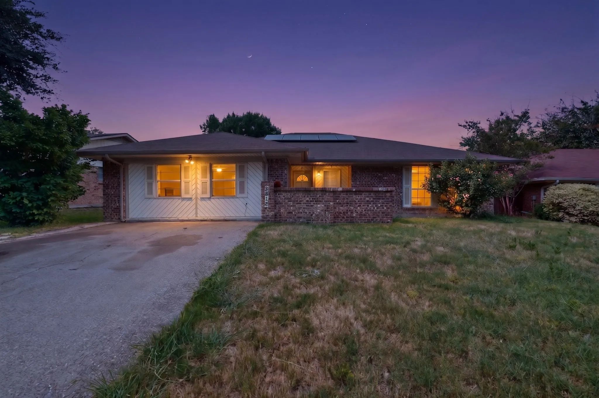Single Family Residence For Sale in Tarrant County , 3612 Holly Springs Drive, Fort Worth, Texas 76133, 4 Bedroom, 2 Bathroom, Garage spaces, 2,658 Sqft, built in 1978, mls#21343501, Real Estate Agent in Fort Worth, Homes For Sale in Tarrant county, Homes For Sale in Fort Worth, Realtor in Fort Worth Texas, Real Estate Brokerage Independent Realty Texas, Luminita Cordes Realtor