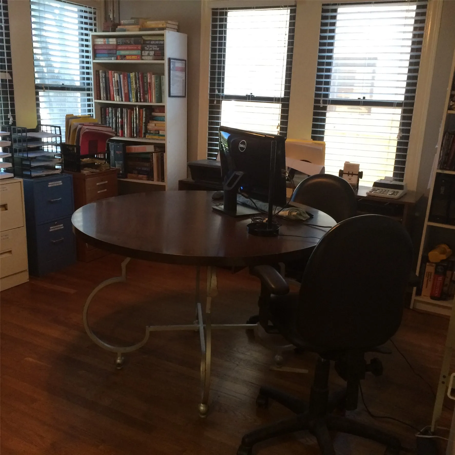 Single Family Residence For Sale in Dallas County , 2546 Gladstone Drive, Dallas, Texas 75211, 2 Bedrooms, 1 Bathroom, Garage spaces, 1,194 Sqft, built in 1920, Price $350,000, mls#21349234, Real Estate Agent in Dallas, Homes For Sale in Dallas county, Homes For Sale in Dallas, Realtor in Dallas Texas, Real Estate Brokerage Independent Realty Texas, Luminita Cordes Realtor