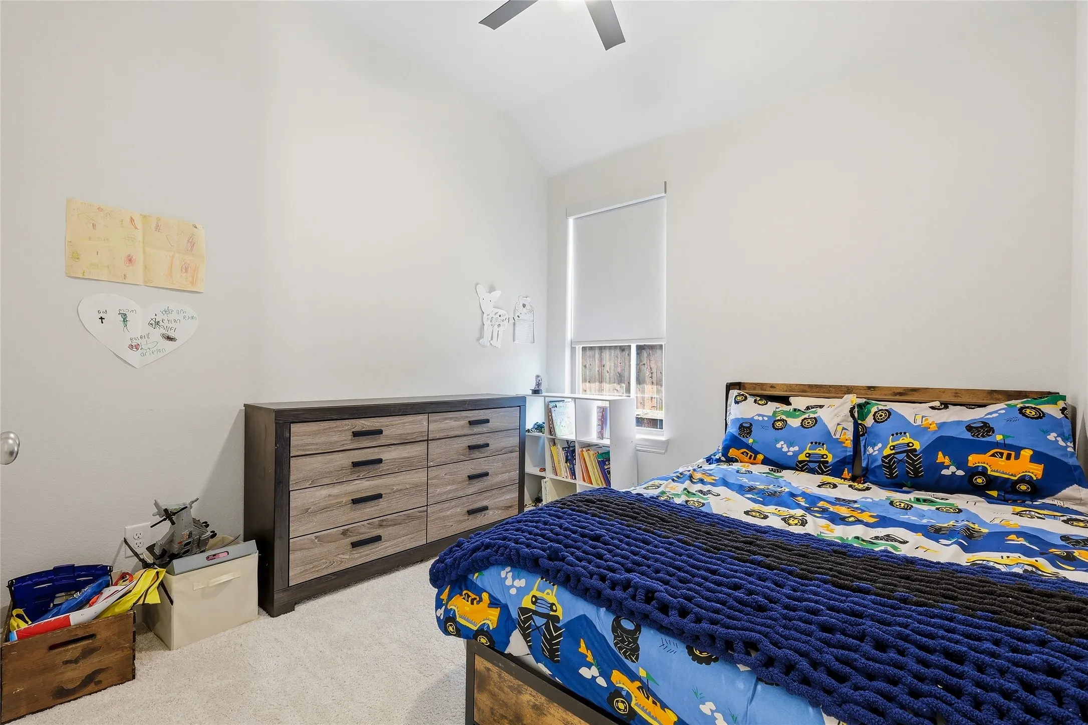 Single Family Residence For Rent in Ellis County , 1837 Flowing Ridge Road, Midlothian, Texas 76065, 4 Bedroom, 3 Bathroom, 2 Garage spaces, 2,028 Sqft, built in 2025, mls#21349236, Real Estate Agent in Midlothian, Homes For Rent in Ellis county, Homes For Rent in Midlothian, Realtor in Midlothian Texas, Real Estate Brokerage Independent Realty Texas, Luminita Cordes Realtor