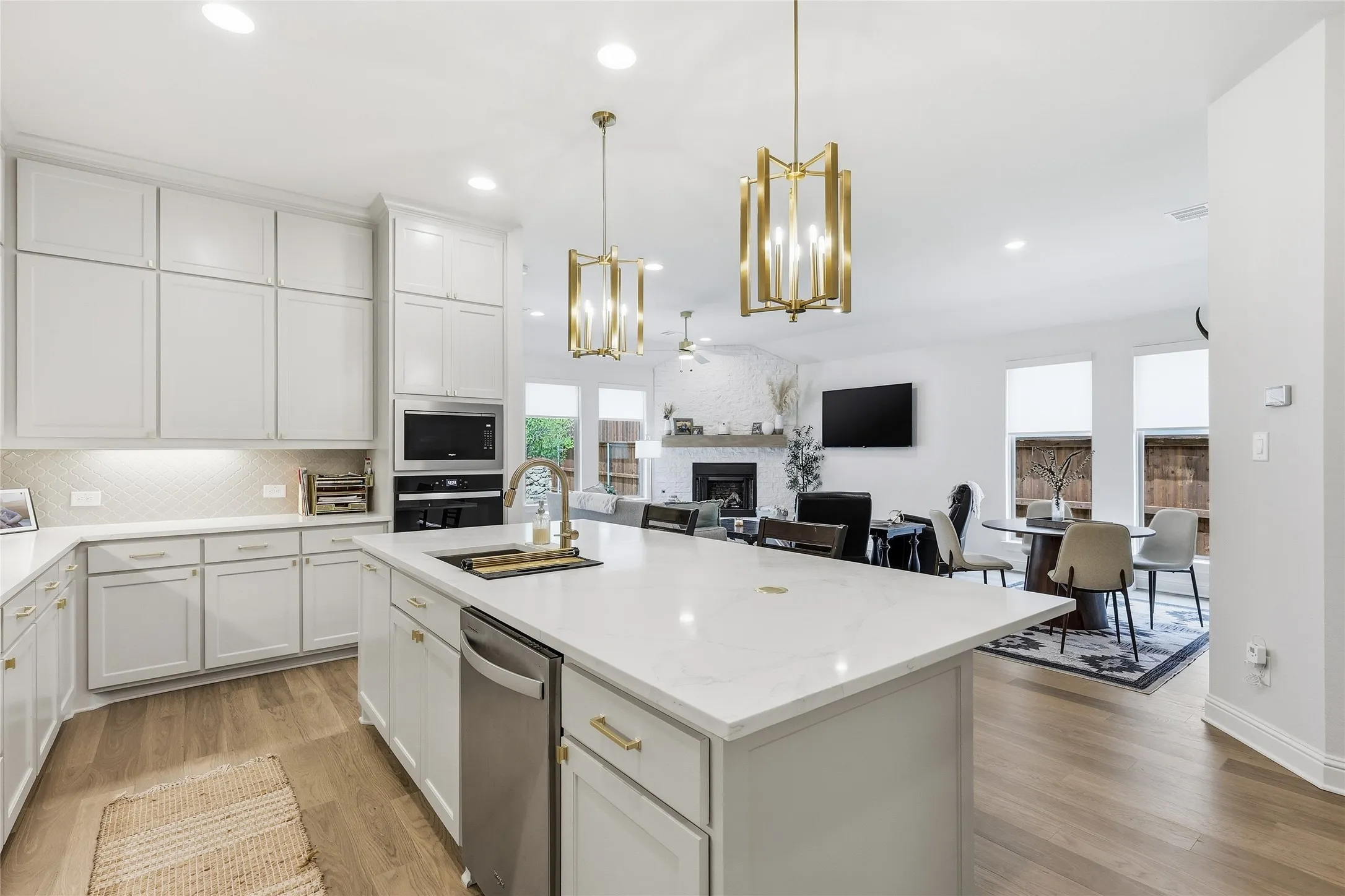 Single Family Residence For Rent in Ellis County , 1837 Flowing Ridge Road, Midlothian, Texas 76065, 4 Bedroom, 3 Bathroom, 2 Garage spaces, 2,028 Sqft, built in 2025, mls#21349236, Real Estate Agent in Midlothian, Homes For Rent in Ellis county, Homes For Rent in Midlothian, Realtor in Midlothian Texas, Real Estate Brokerage Independent Realty Texas, Luminita Cordes Realtor