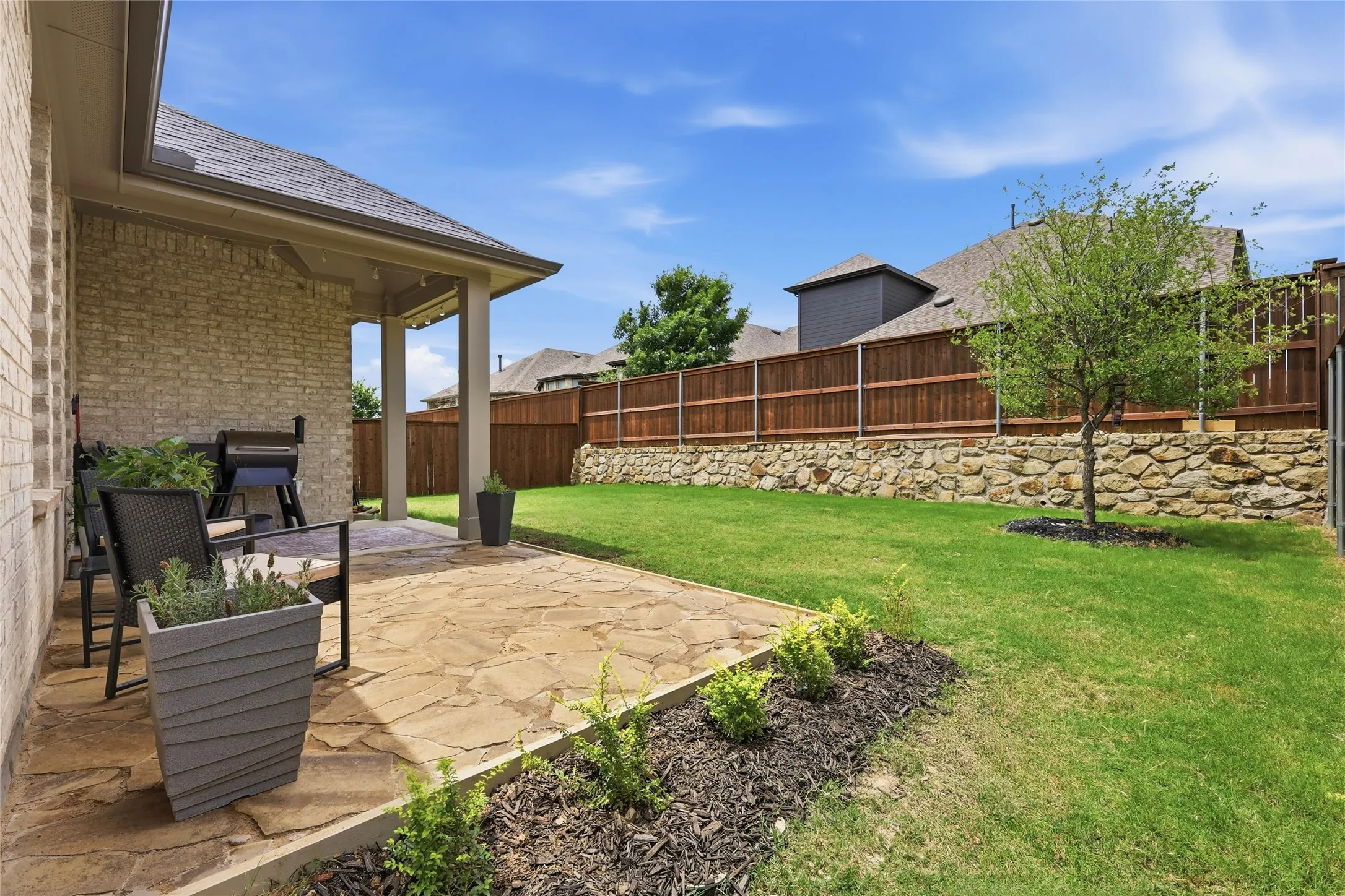 Single Family Residence For Rent in Ellis County , 1837 Flowing Ridge Road, Midlothian, Texas 76065, 4 Bedroom, 3 Bathroom, 2 Garage spaces, 2,028 Sqft, built in 2025, mls#21349236, Real Estate Agent in Midlothian, Homes For Rent in Ellis county, Homes For Rent in Midlothian, Realtor in Midlothian Texas, Real Estate Brokerage Independent Realty Texas, Luminita Cordes Realtor