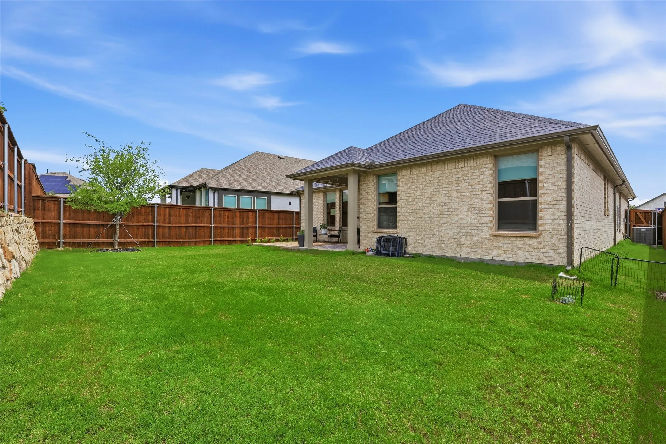 Single Family Residence For Rent in Ellis County , 1837 Flowing Ridge Road, Midlothian, Texas 76065, 4 Bedroom, 3 Bathroom, 2 Garage spaces, 2,028 Sqft, built in 2025, mls#21349236, Real Estate Agent in Midlothian, Homes For Rent in Ellis county, Homes For Rent in Midlothian, Realtor in Midlothian Texas, Real Estate Brokerage Independent Realty Texas, Luminita Cordes Realtor