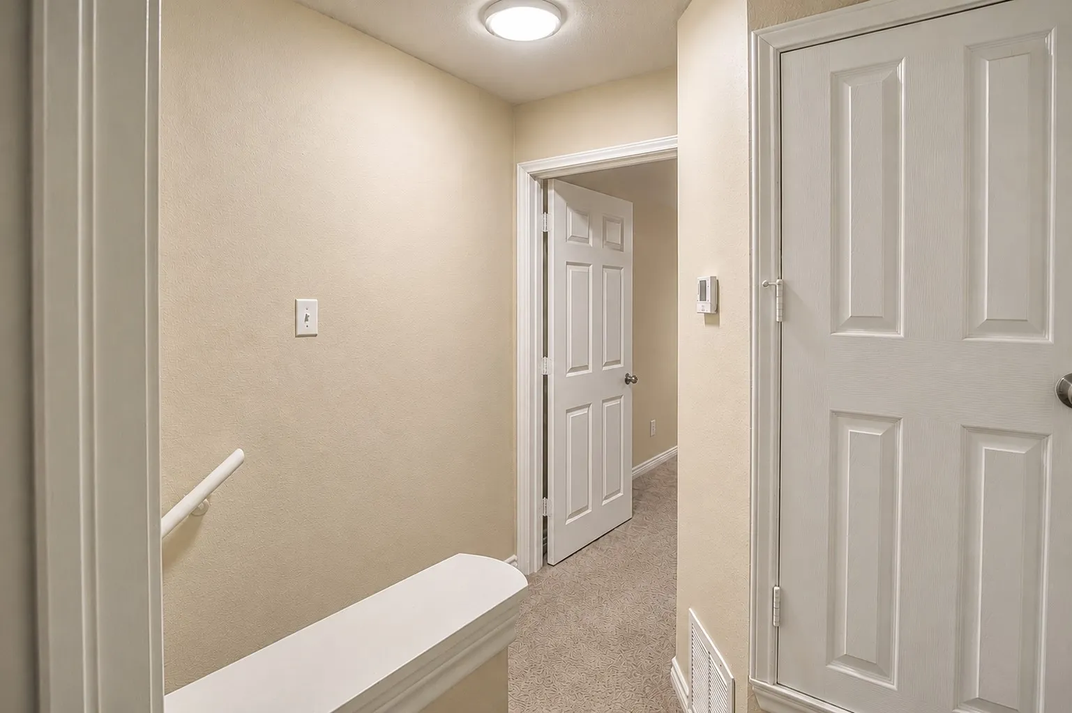 Condominium For Sale in Dallas County , 11655 Audelia Road 407, Dallas, Texas 75243, 2 Bedroom, 3 Bathroom, Garage spaces, 1,075 Sqft, built in 1982, Price $170,000, mls#21348376, Real Estate Agent in Dallas, Homes For Sale in Dallas county, Homes For Sale in Dallas, Realtor in Dallas Texas, Real Estate Brokerage Independent Realty Texas, Luminita Cordes Realtor