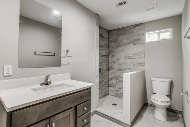 Single Family Residence For Rent in Dallas County , 3324 Inwood Road, Dallas, Texas 75235, 3 Bedrooms, 2 Bathrooms, 1 Garage spaces, 1,424 Sqft, built in 1947, Price $2,600, mls#21349253, Real Estate Agent in Dallas, Homes For Rent in Dallas county, Homes For Rent in Dallas, Realtor in Dallas Texas, Real Estate Brokerage Independent Realty Texas, Luminita Cordes Realtor