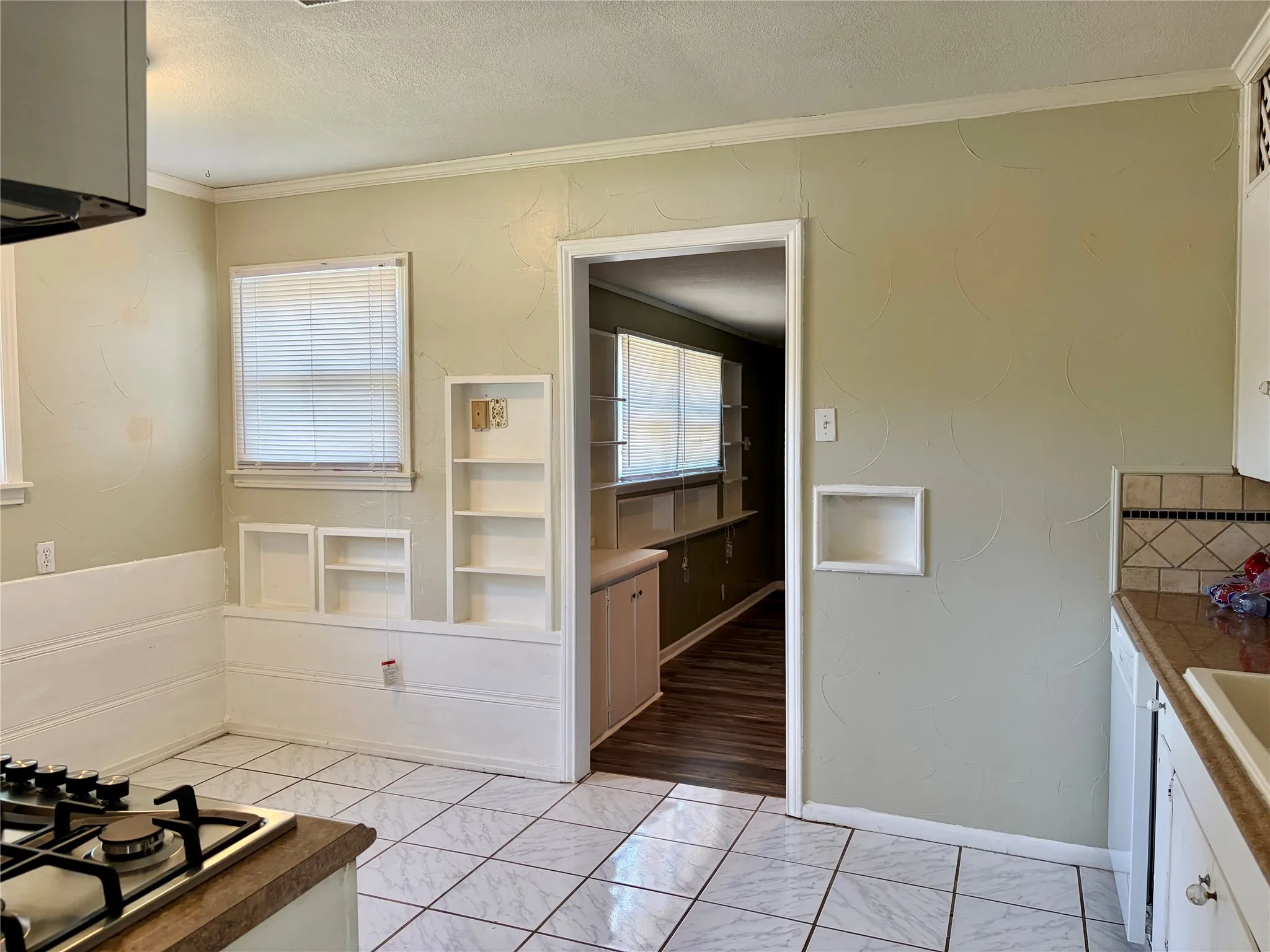 Single Family Residence For Rent in Grayson County , 2225 N Shannon Street, Sherman, Texas 75092, 4 Bedroom, 2 Bathroom, Garage spaces, 1,493 Sqft, built in 1950, mls#21342883, Real Estate Agent in Sherman, Homes For Rent in Grayson county, Homes For Rent in Sherman, Realtor in Sherman Texas, Real Estate Brokerage Independent Realty Texas, Luminita Cordes Realtor