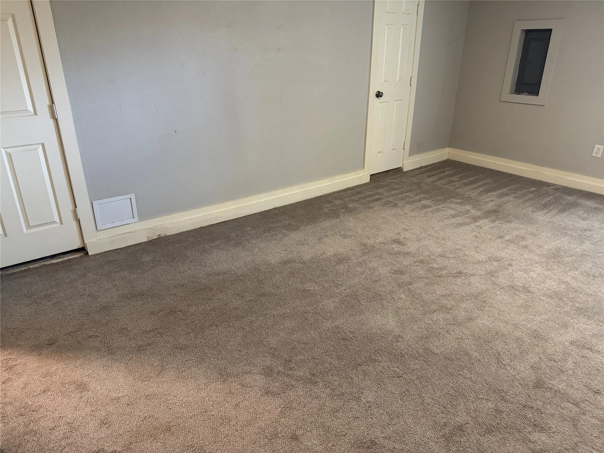 Single Family Residence For Rent in Denton County , 1531 Camelia Drive, Lewisville, Texas 75067, 3 Bedroom, 2 Bathroom, 2 Garage spaces, 1,726 Sqft, built in 1973, mls#21348819, Real Estate Agent in Lewisville, Homes For Rent in Denton county, Homes For Rent in Lewisville, Realtor in Lewisville Texas, Real Estate Brokerage Independent Realty Texas, Luminita Cordes Realtor