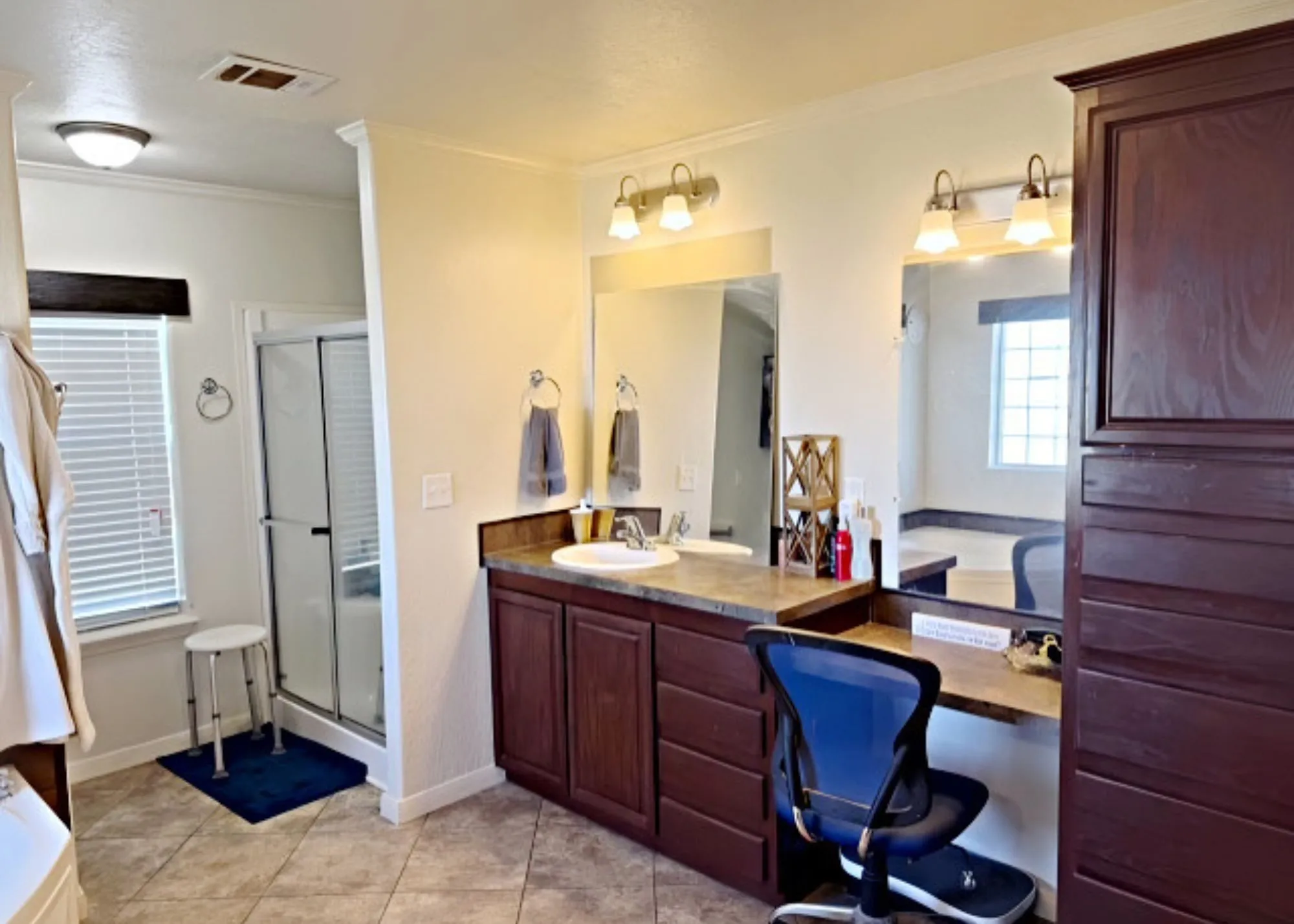 Single Family Residence For Sale in Jones County , 12175 Private Road 6054, Hawley, Texas 79525, 3 Bedrooms, 2 Bathrooms, Garage spaces, 2,304 Sqft, built in 2016, Price $340,000, mls#21349258, Real Estate Agent in Hawley, Homes For Sale in Jones county, Homes For Sale in Hawley, Realtor in Hawley Texas, Real Estate Brokerage Independent Realty Texas, Luminita Cordes Realtor
