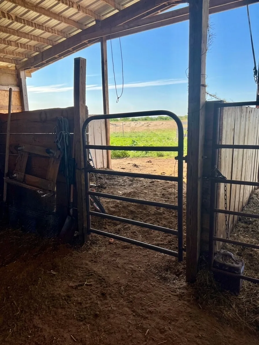 Single Family Residence For Sale in Jones County , 12175 Private Road 6054, Hawley, Texas 79525, 3 Bedrooms, 2 Bathrooms, Garage spaces, 2,304 Sqft, built in 2016, Price $340,000, mls#21349258, Real Estate Agent in Hawley, Homes For Sale in Jones county, Homes For Sale in Hawley, Realtor in Hawley Texas, Real Estate Brokerage Independent Realty Texas, Luminita Cordes Realtor