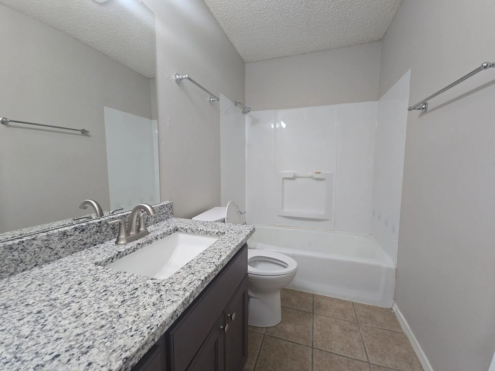 Single Family Residence For Rent in Tarrant County , 6620 Lyndale Drive, Watauga, Texas 76148, 3 Bedroom, 2 Bathroom, 2 Garage spaces, 1,264 Sqft, built in 1978, mls#21349259, Real Estate Agent in Watauga, Homes For Rent in Tarrant county, Homes For Rent in Watauga, Realtor in Watauga Texas, Real Estate Brokerage Independent Realty Texas, Luminita Cordes Realtor