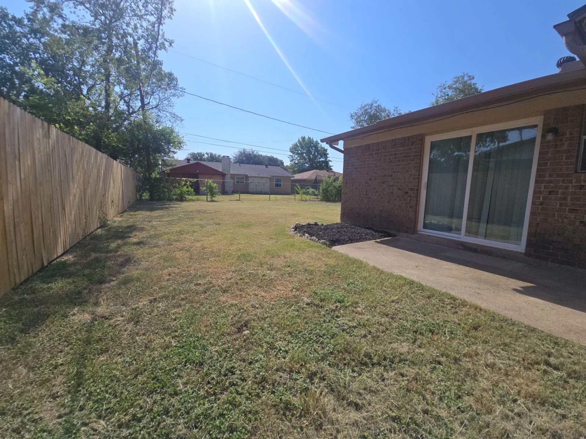 Single Family Residence For Rent in Tarrant County , 6620 Lyndale Drive, Watauga, Texas 76148, 3 Bedroom, 2 Bathroom, 2 Garage spaces, 1,264 Sqft, built in 1978, mls#21349259, Real Estate Agent in Watauga, Homes For Rent in Tarrant county, Homes For Rent in Watauga, Realtor in Watauga Texas, Real Estate Brokerage Independent Realty Texas, Luminita Cordes Realtor