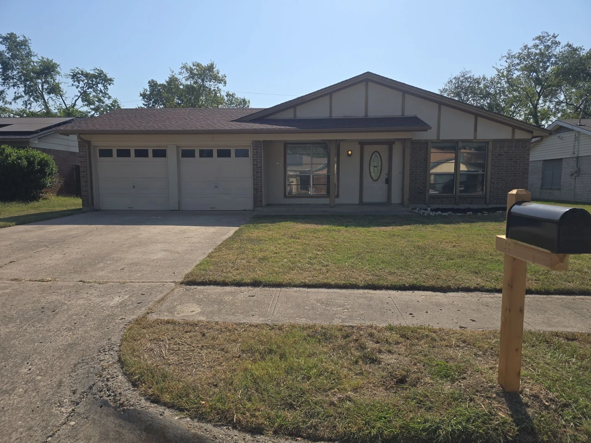 Single Family Residence For Rent