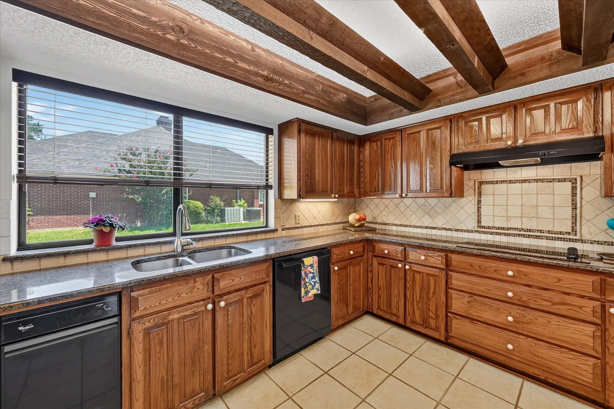 Great storage in the huge kitchen!